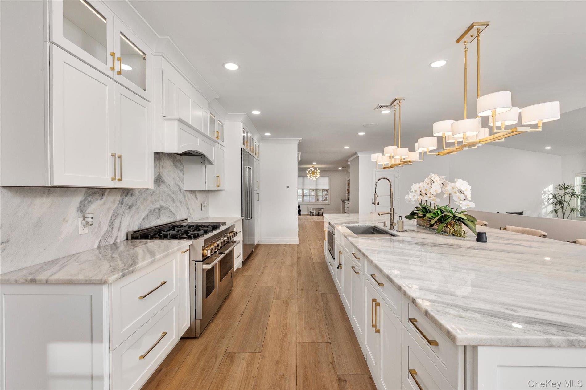 #15 photo, 7 Barrington Place, Melville , NY 11747