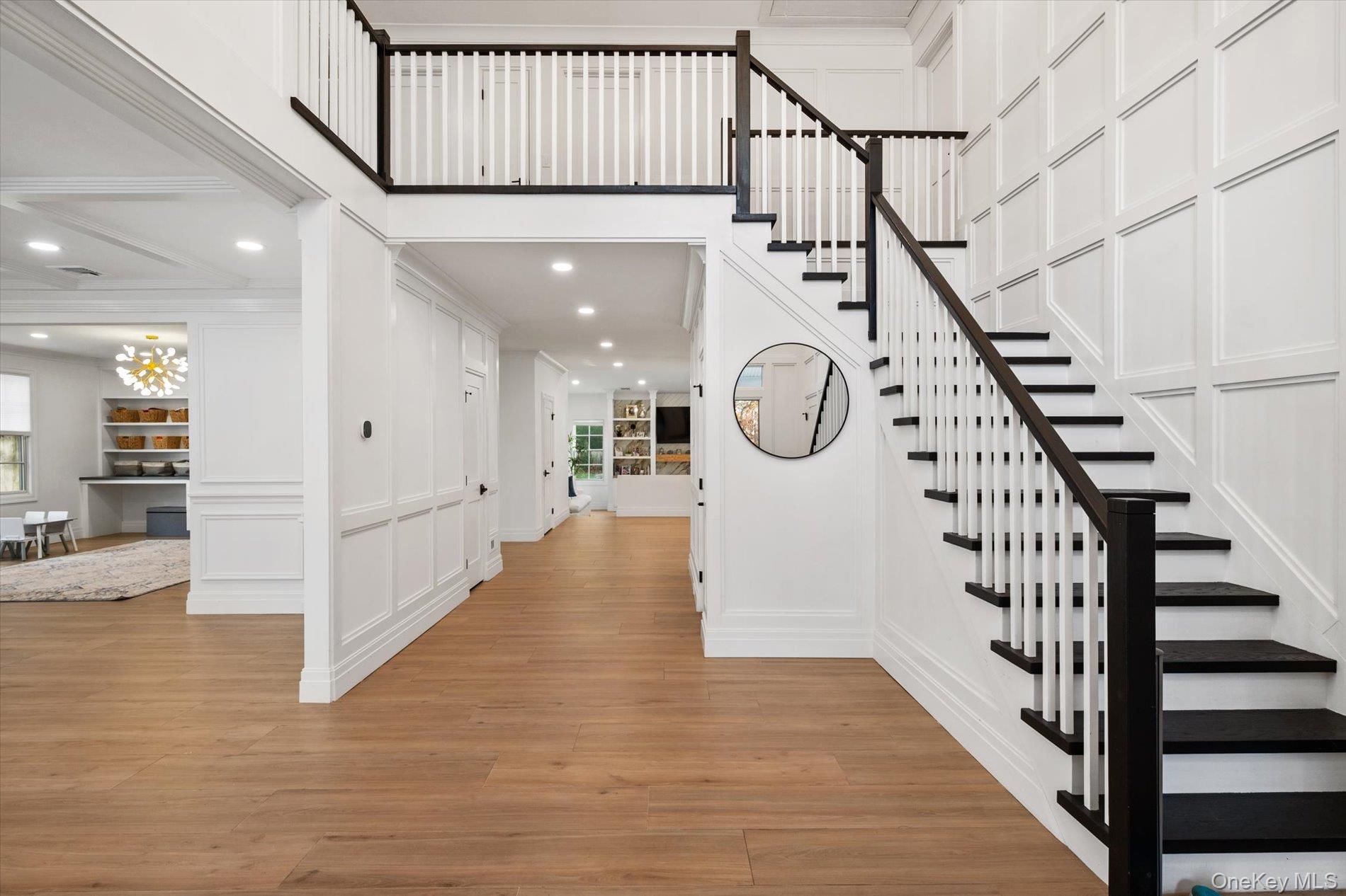 #4 photo, 7 Barrington Place, Melville , NY 11747