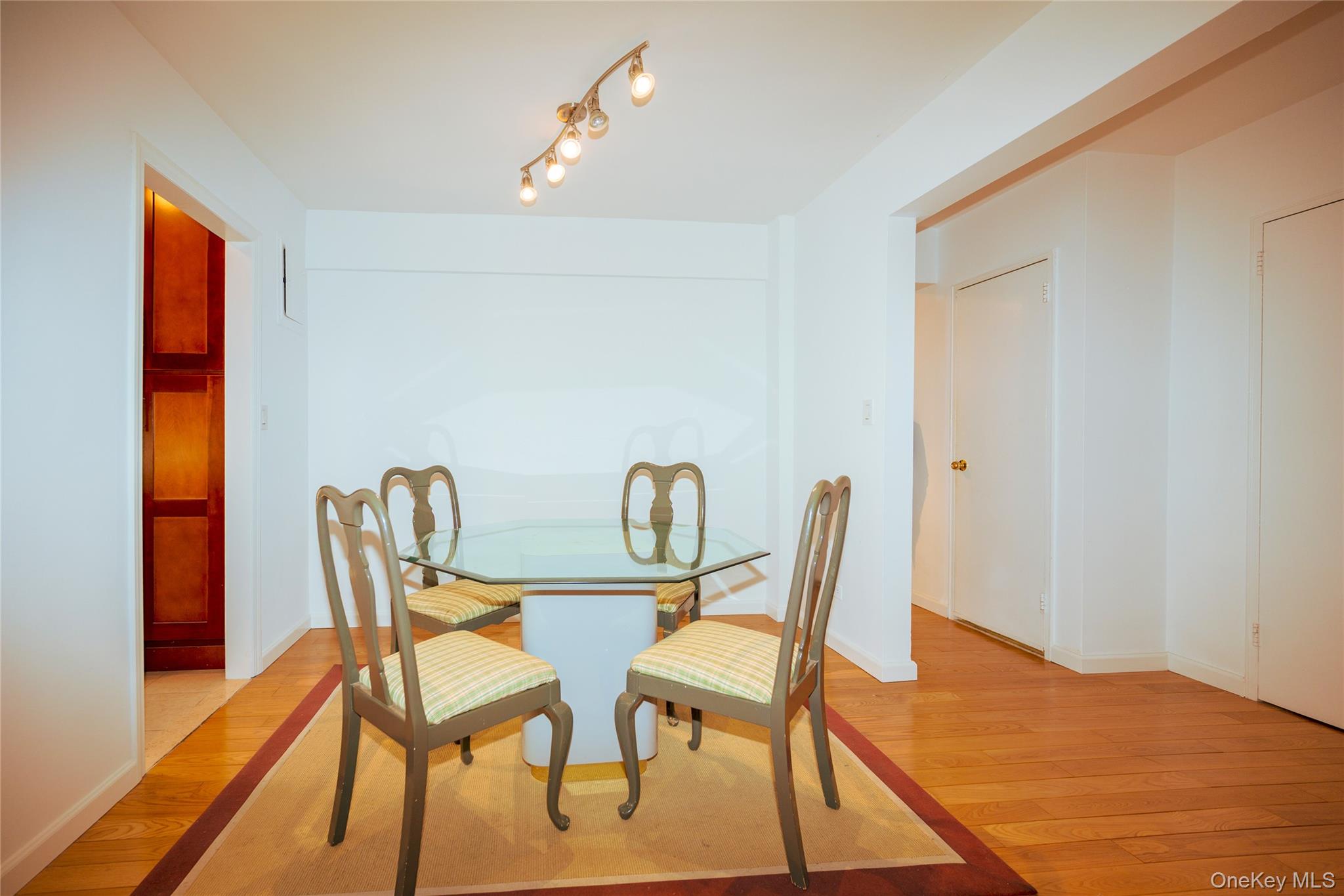 #15 photo, 33-44 Junction Boulevard, Jackson Heights , NY 11372