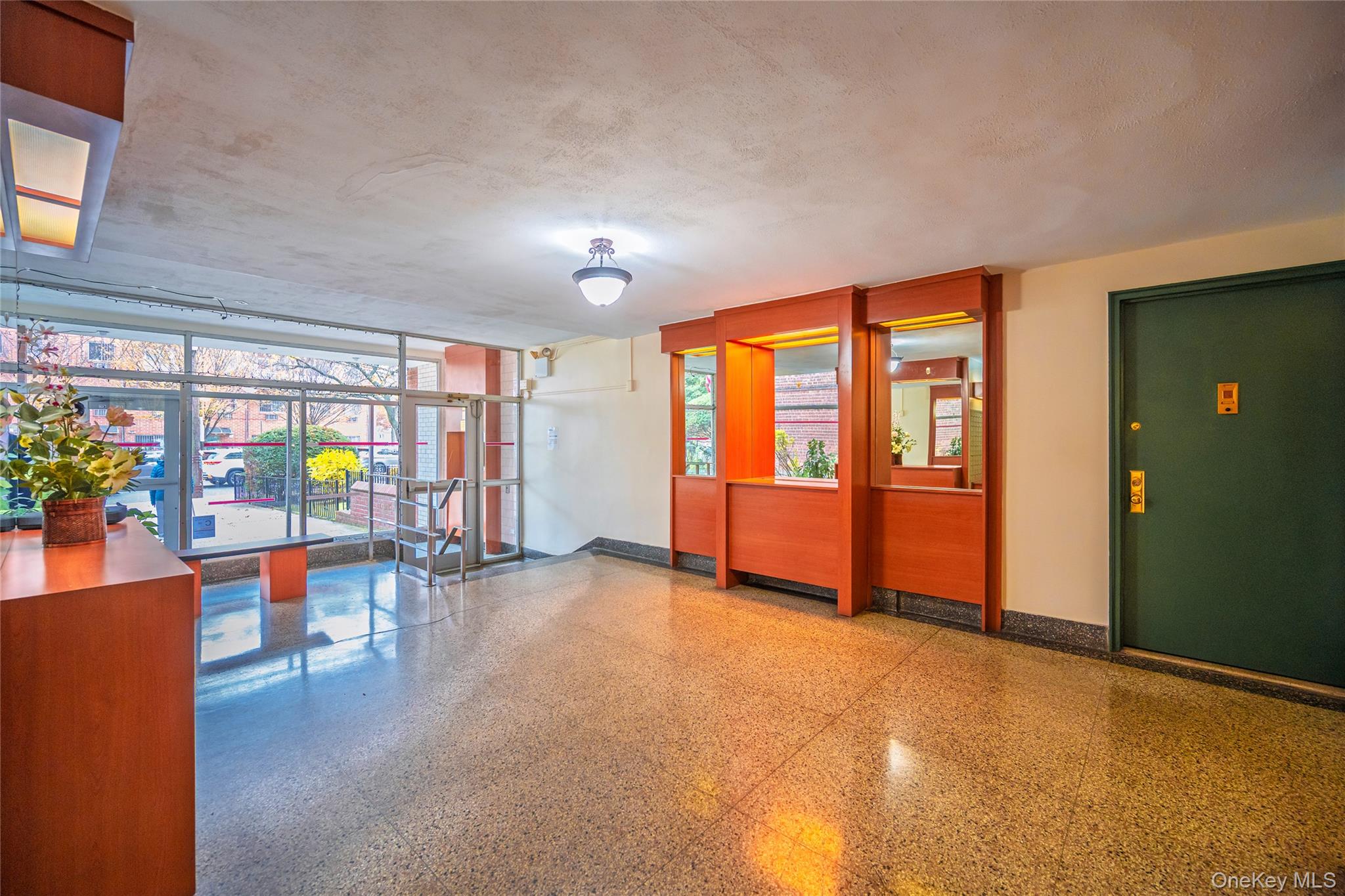 #8 photo, 33-44 Junction Boulevard, Jackson Heights , NY 11372