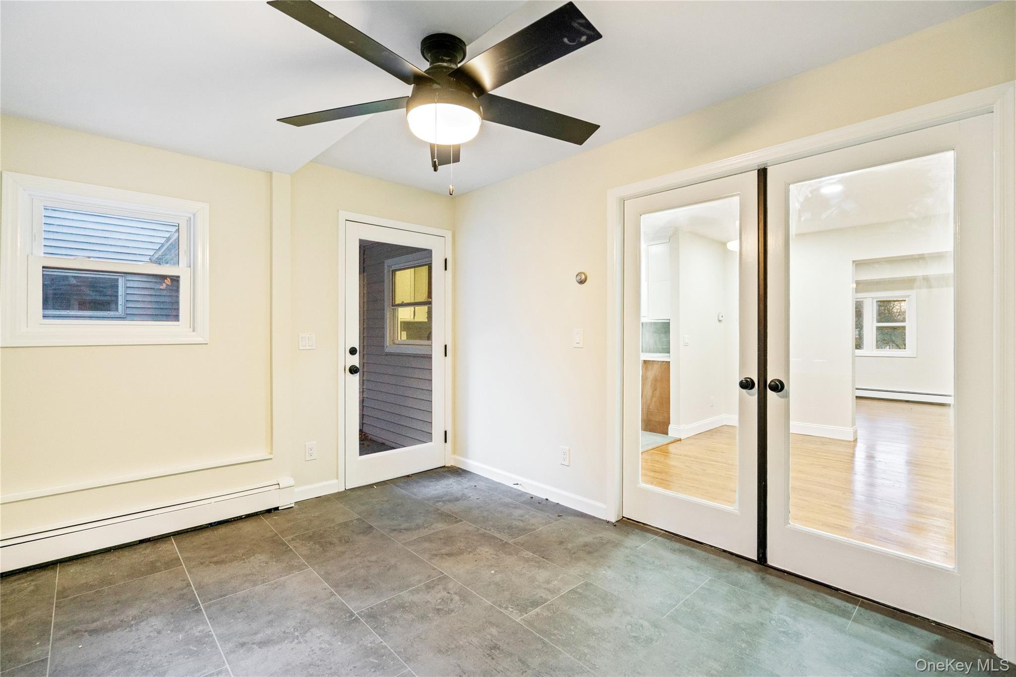 #18 photo, 434 W Main Street, Huntington , NY 11743