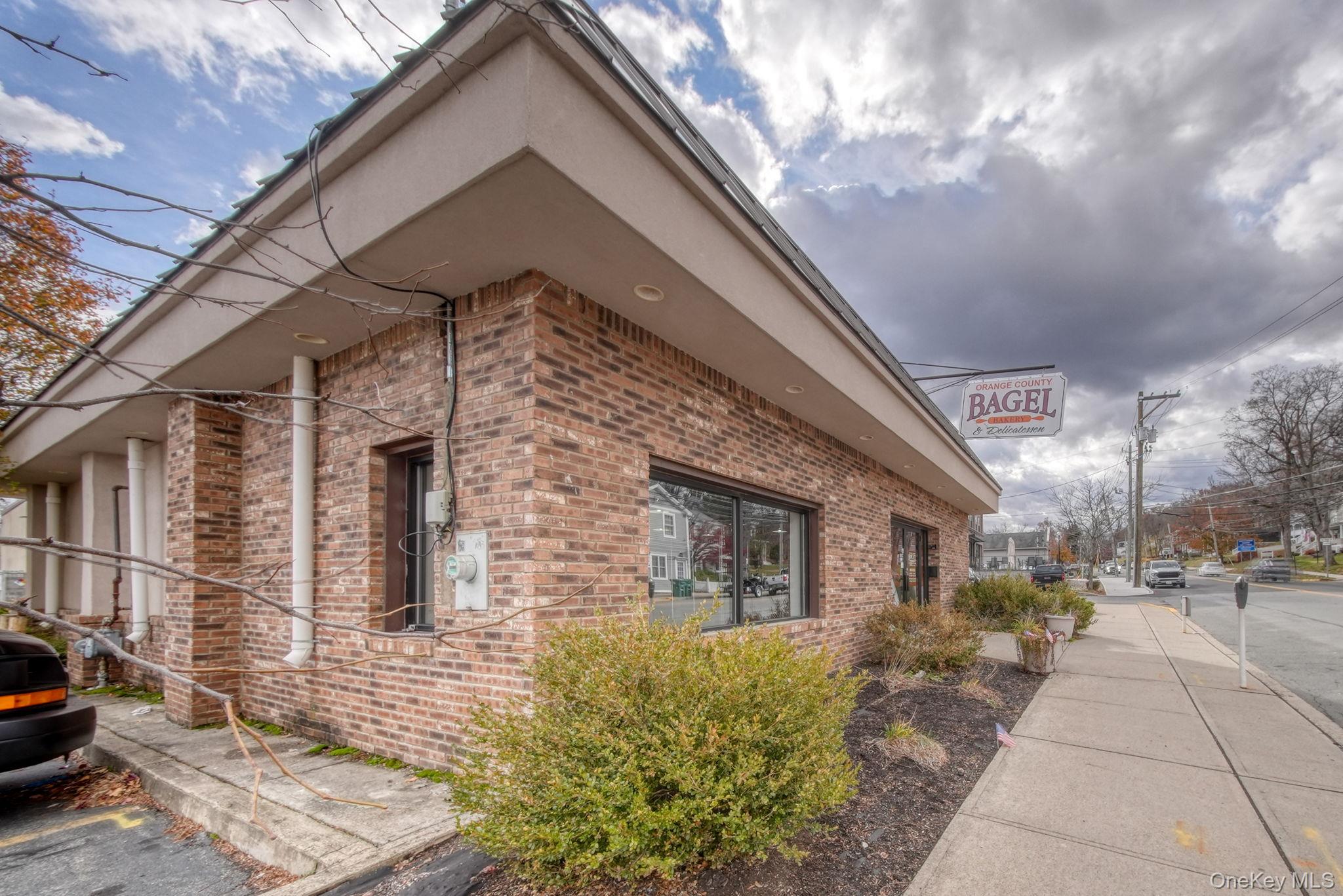 #7 photo, 151 Greenwich Avenue, Goshen , NY 10924