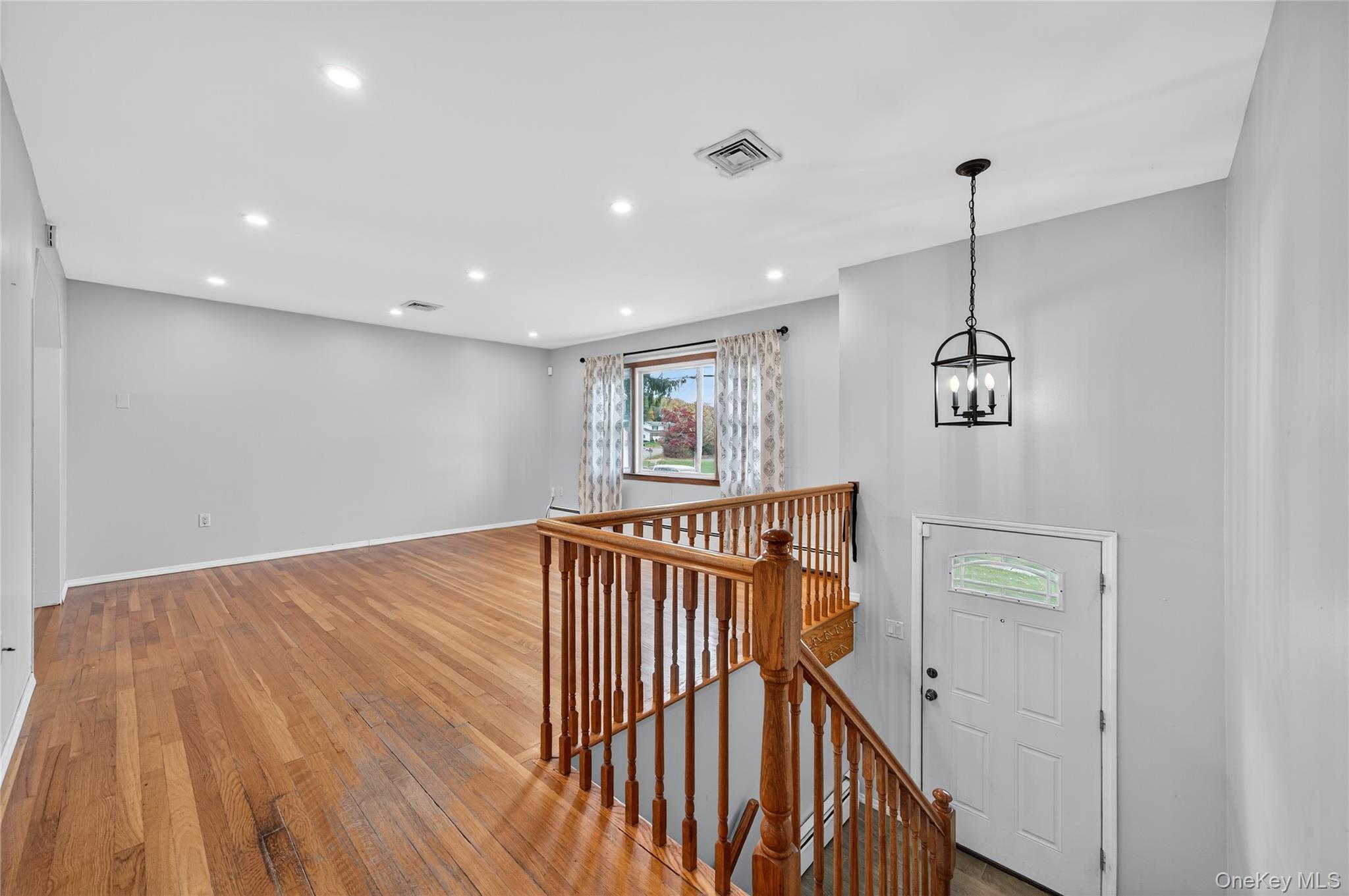 #5 photo, 20 Peter Bush Drive, Monroe , NY 10950