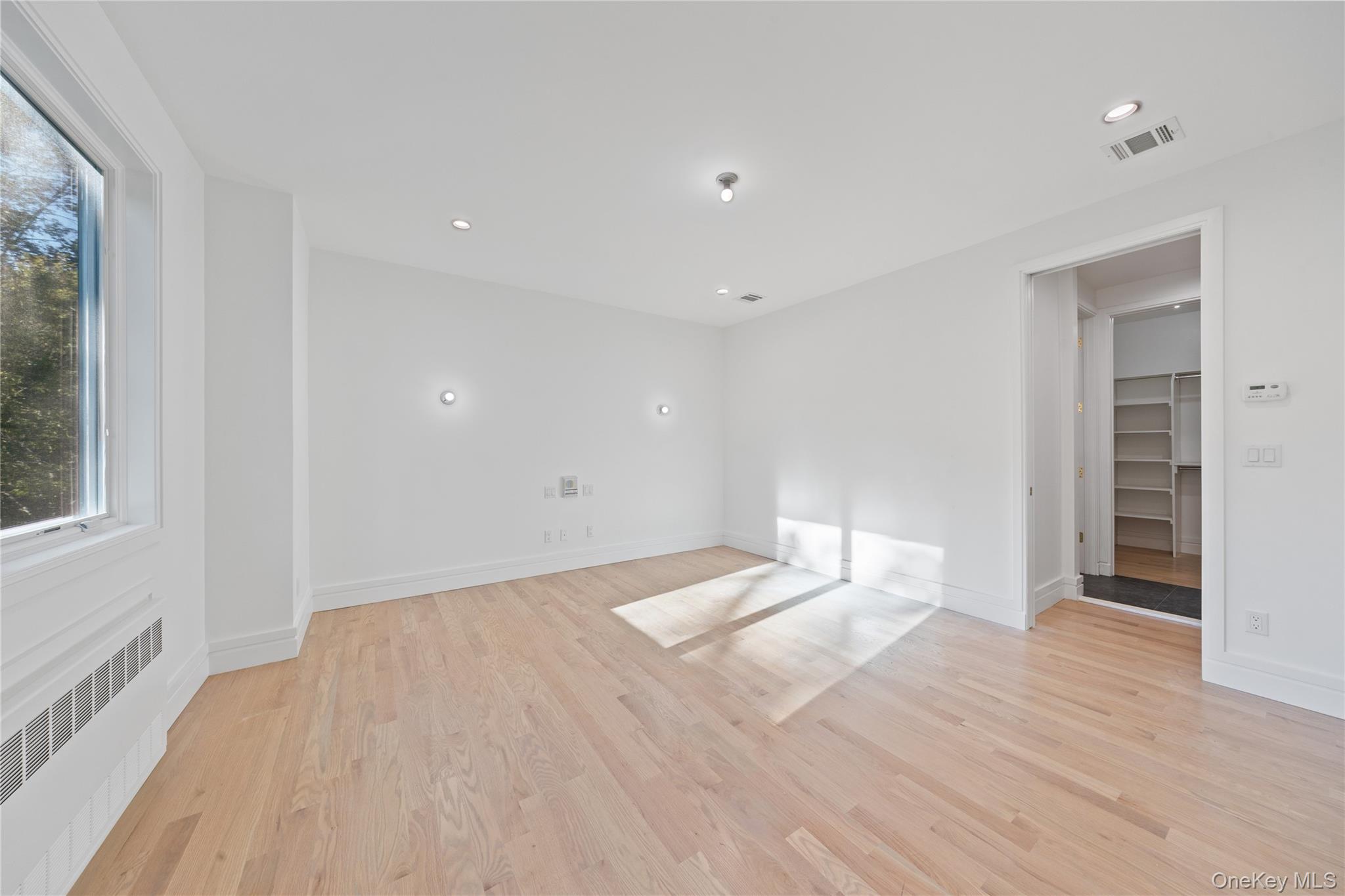 #19 photo, 40 Singer Avenue, Spring Valley , NY 10977