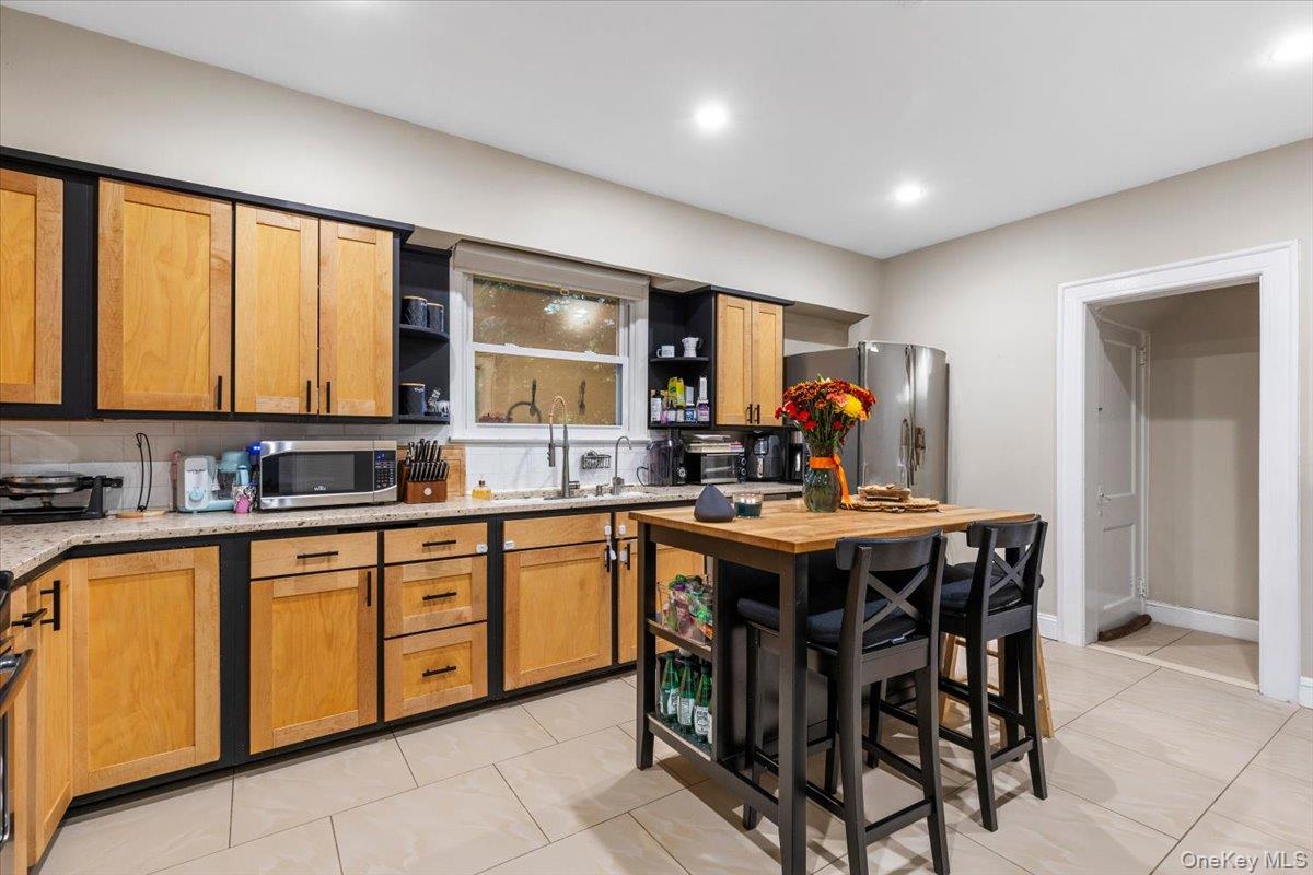 #11 photo, 47 Edgecliff Terrace, Yonkers , NY 10705