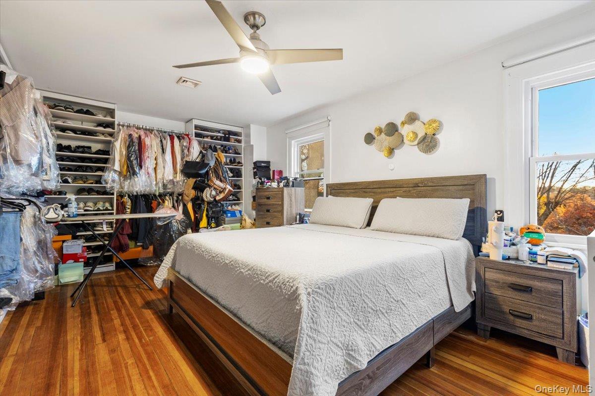 #17 photo, 47 Edgecliff Terrace, Yonkers , NY 10705