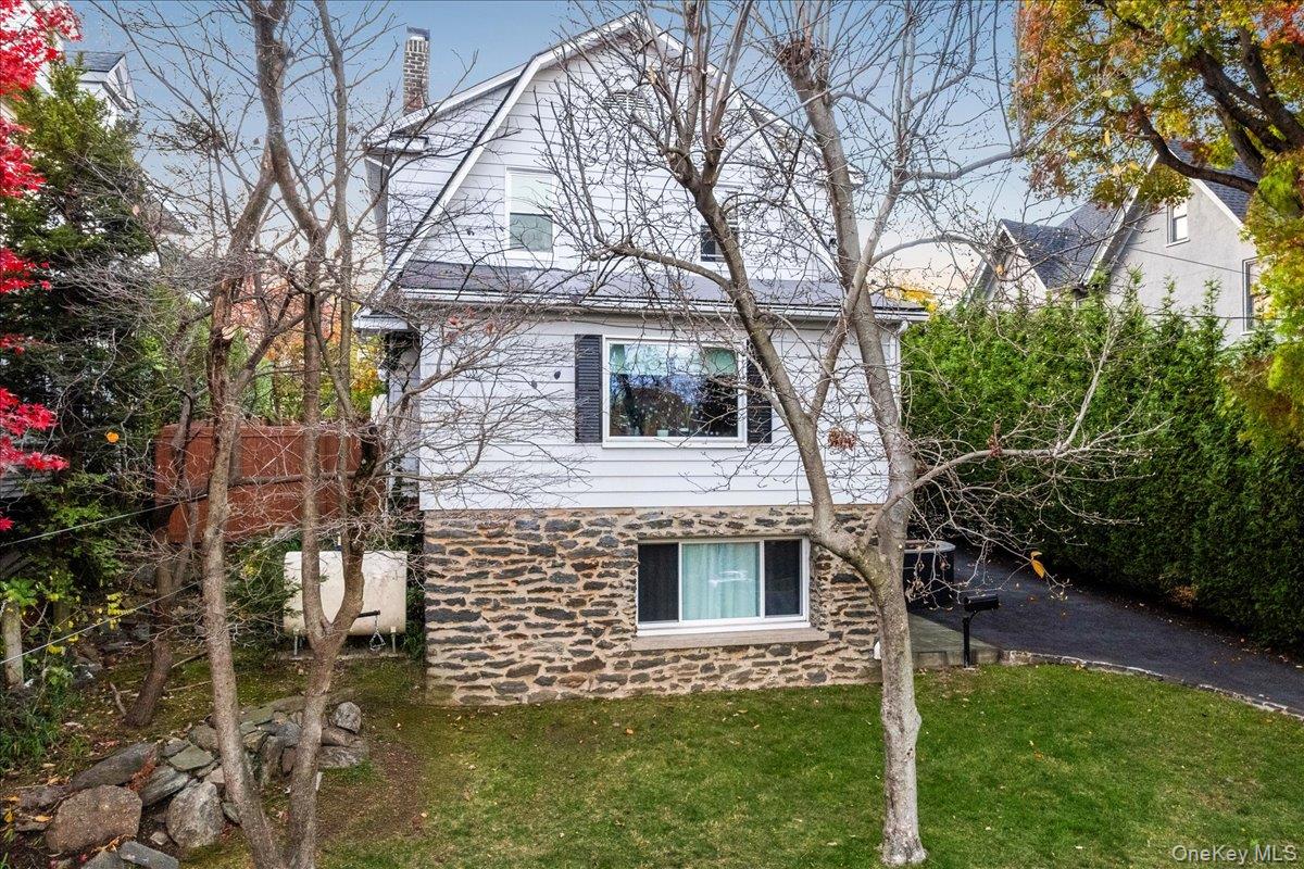 #3 photo, 47 Edgecliff Terrace, Yonkers , NY 10705