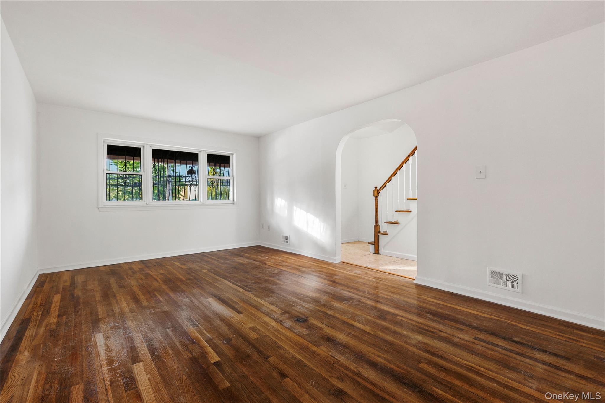 #6 photo, 3766 Bronxwood Avenue, Bronx , NY 10469