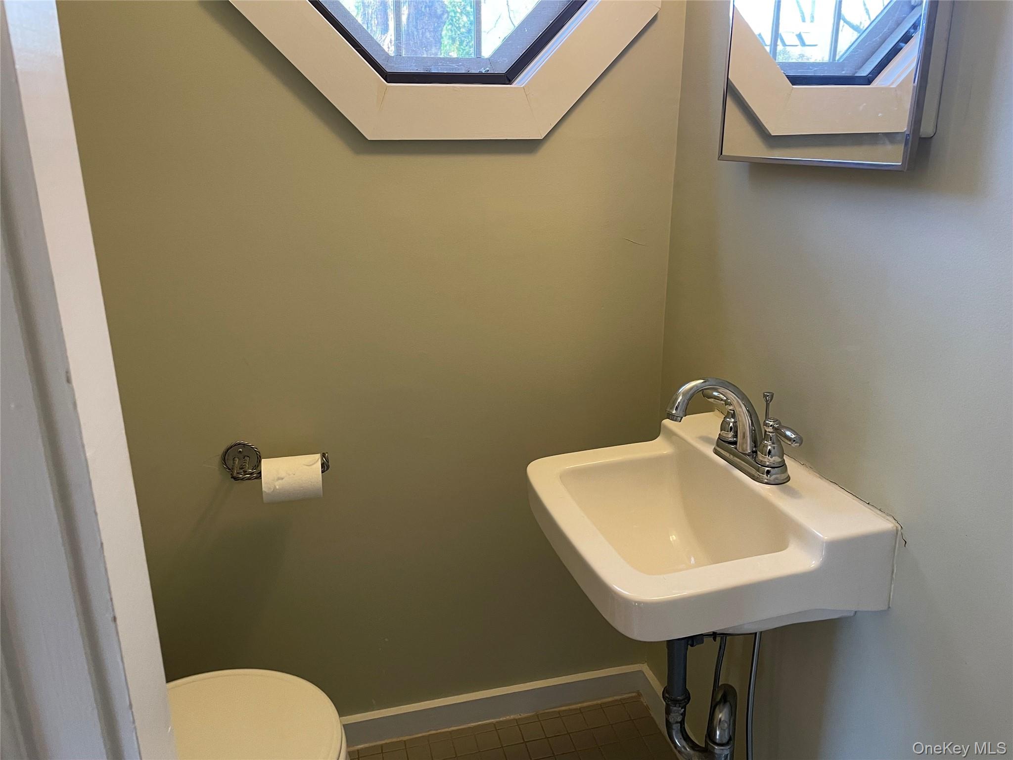 #9 photo, 40 W Garden Street, Rhinebeck , NY 12572