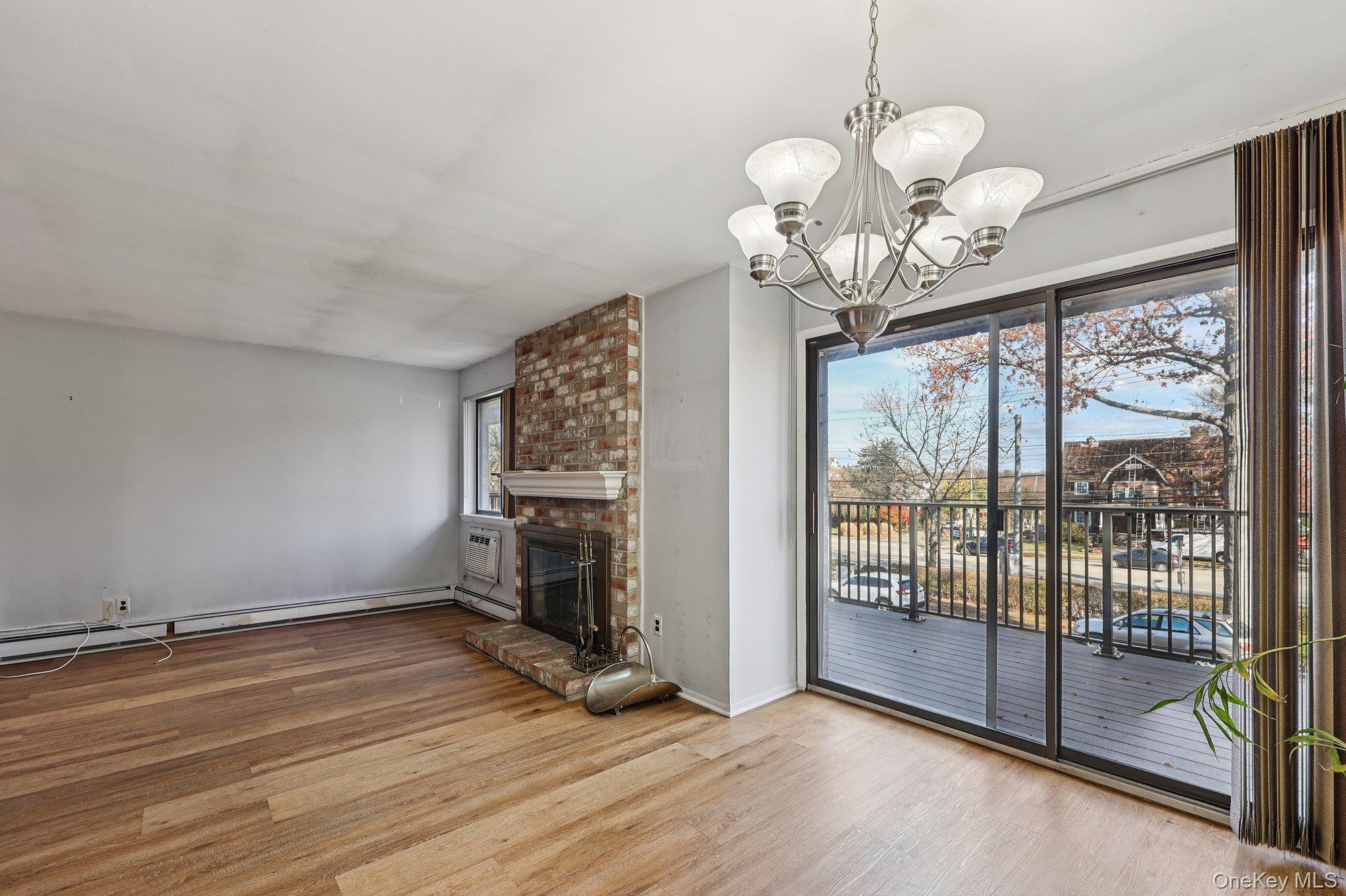 #11 photo, 107 N Broadway, White Plains , NY 10601