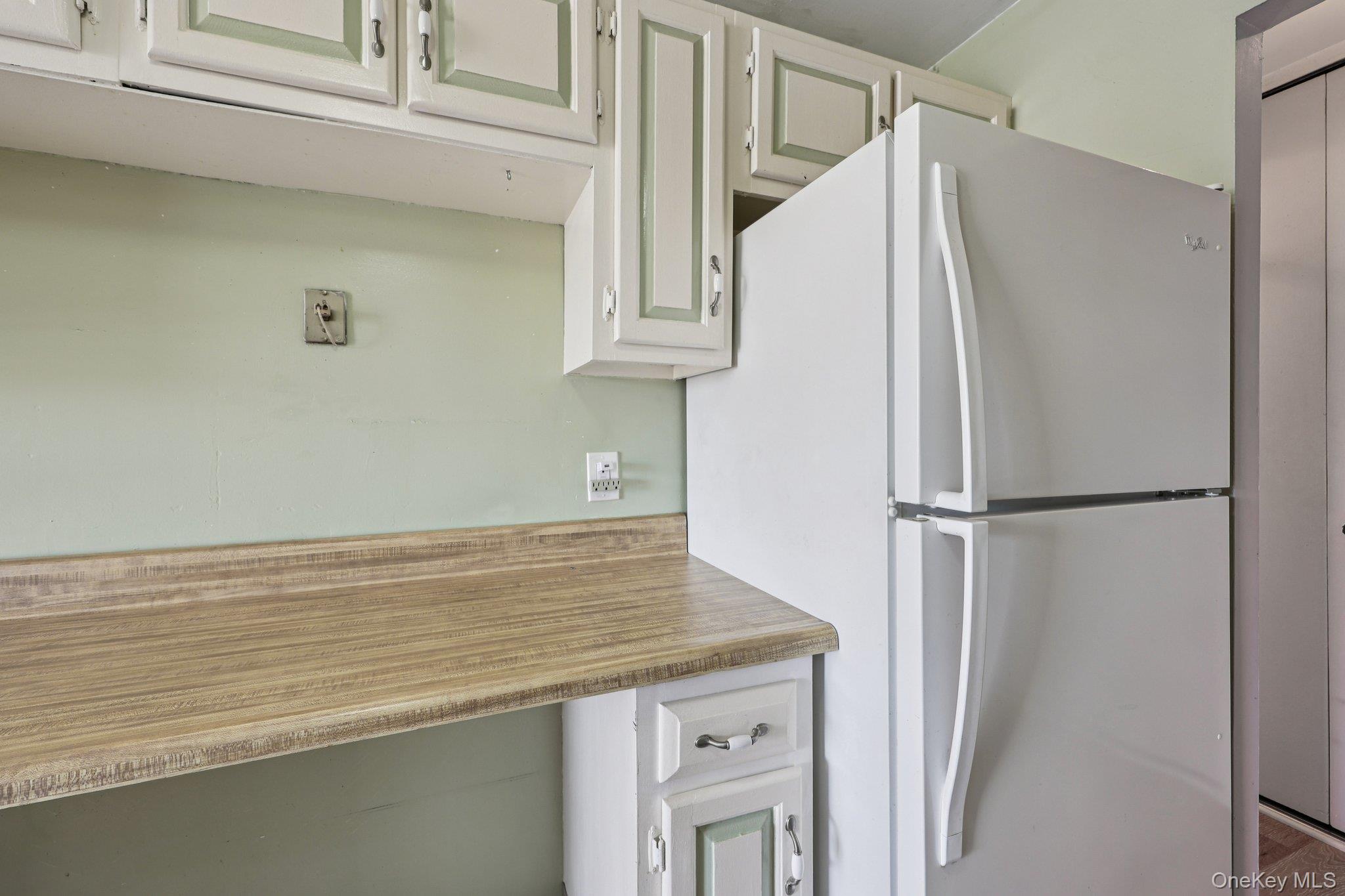 #16 photo, 107 N Broadway, White Plains , NY 10601