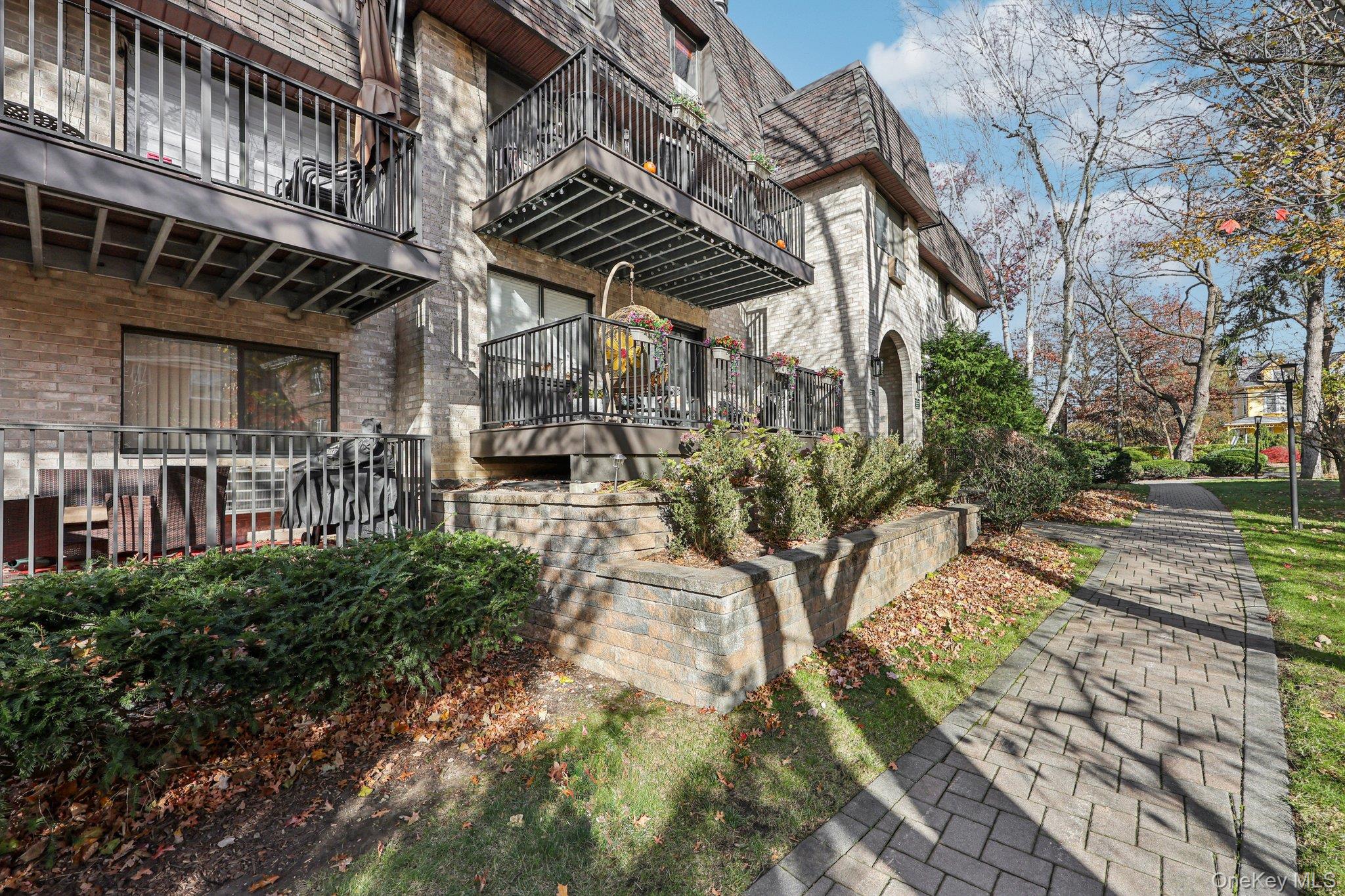 #3 photo, 107 N Broadway, White Plains , NY 10601