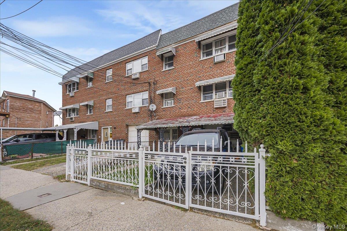 #10 photo, 3532 Ely Avenue, Bronx , NY 10466