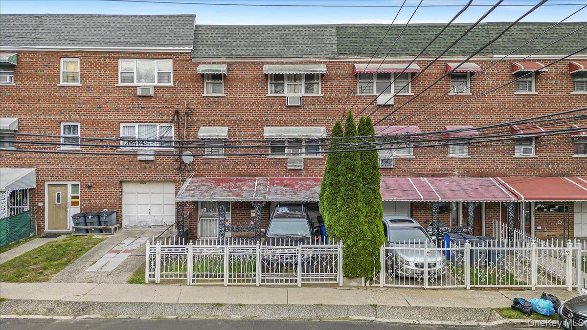#2 photo, 3532 Ely Avenue, Bronx , NY 10466