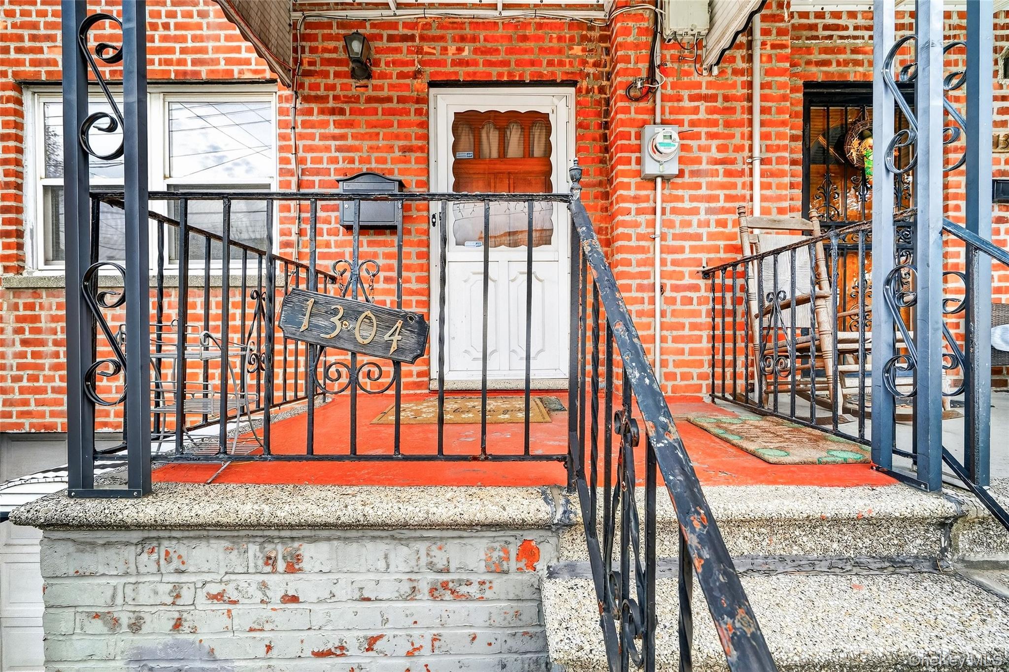 #10 photo, 1304 Hobart Avenue, Bronx , NY 10461