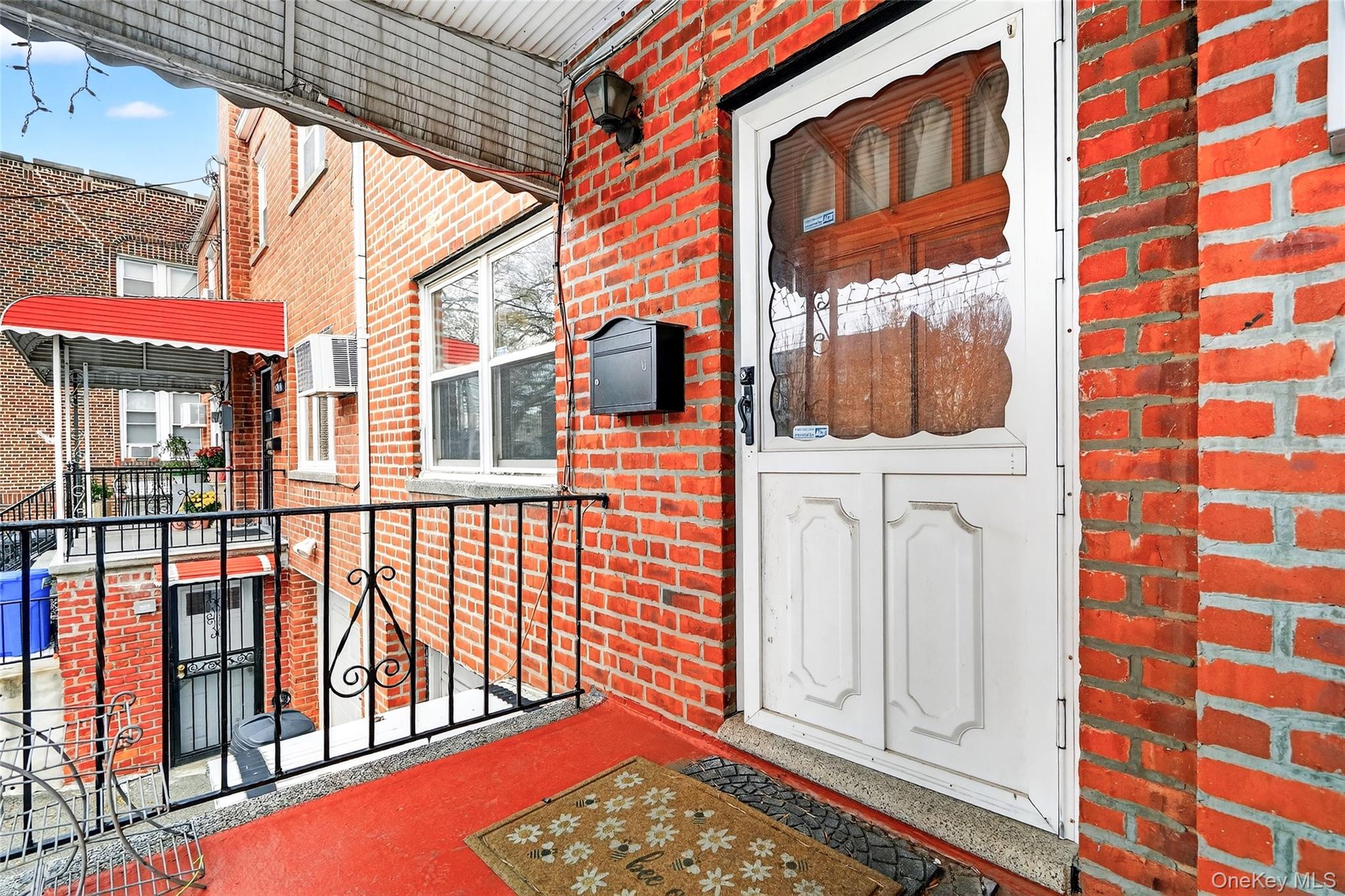 #11 photo, 1304 Hobart Avenue, Bronx , NY 10461