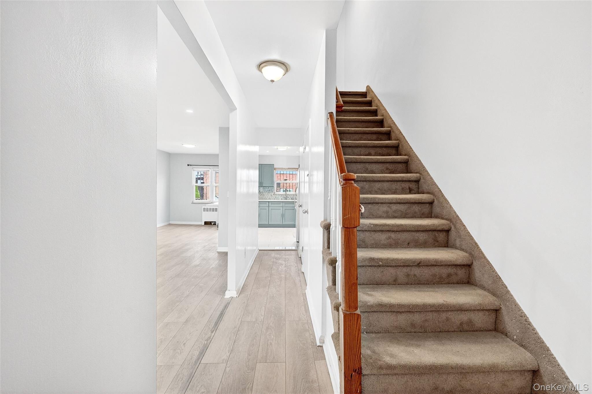 #14 photo, 1304 Hobart Avenue, Bronx , NY 10461