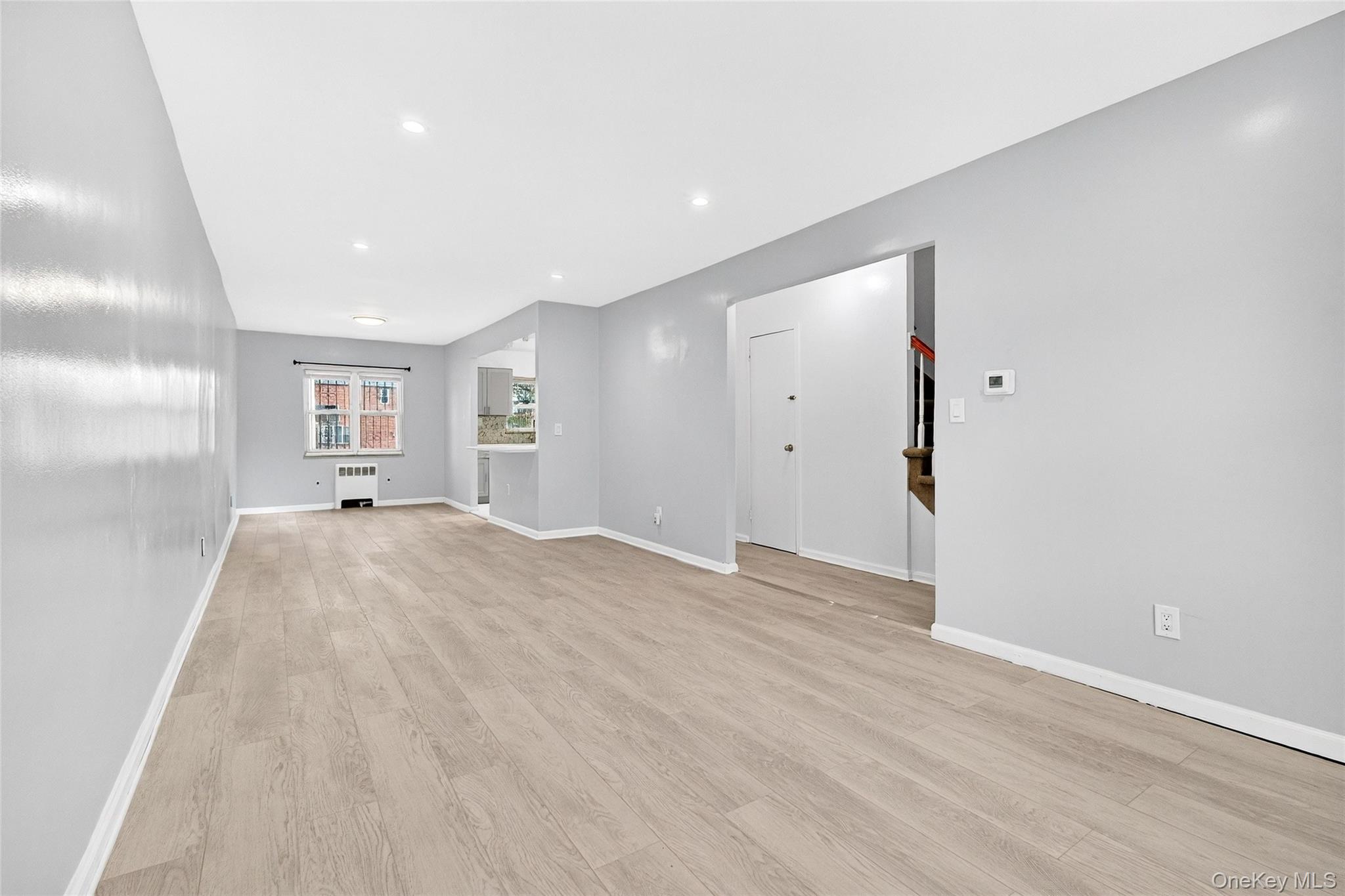 #16 photo, 1304 Hobart Avenue, Bronx , NY 10461