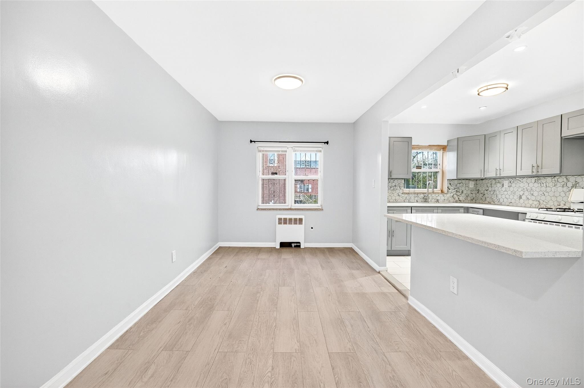 #19 photo, 1304 Hobart Avenue, Bronx , NY 10461