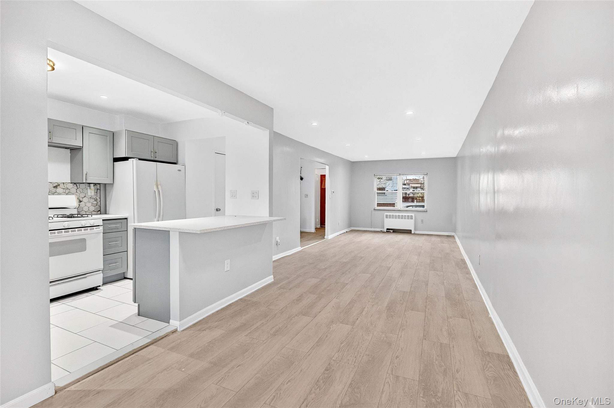 #2 photo, 1304 Hobart Avenue, Bronx , NY 10461