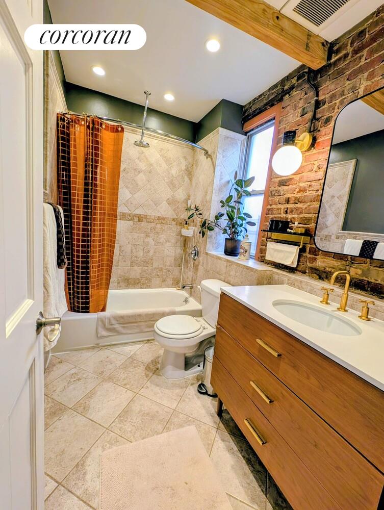 #11 photo, Bronx, Concourse , NY 10451