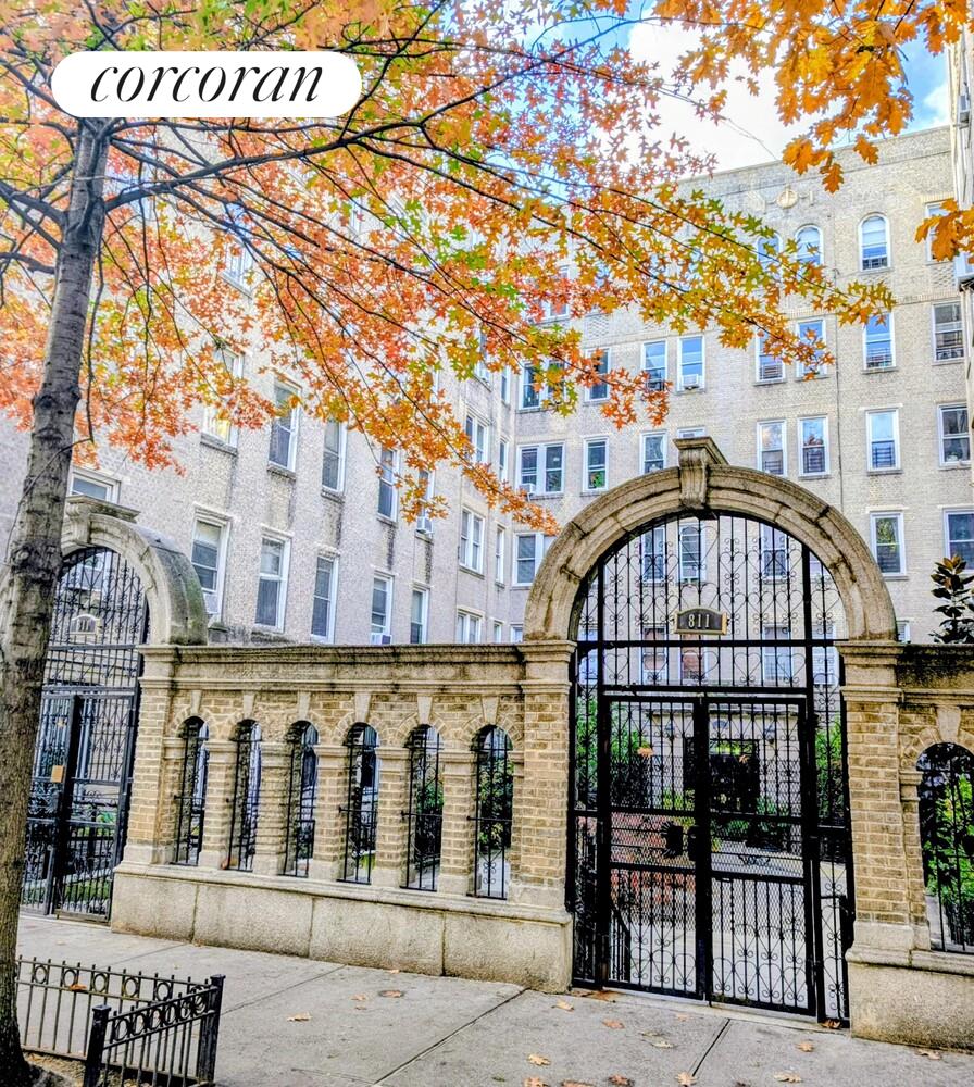 #14 photo, Bronx, Concourse , NY 10451