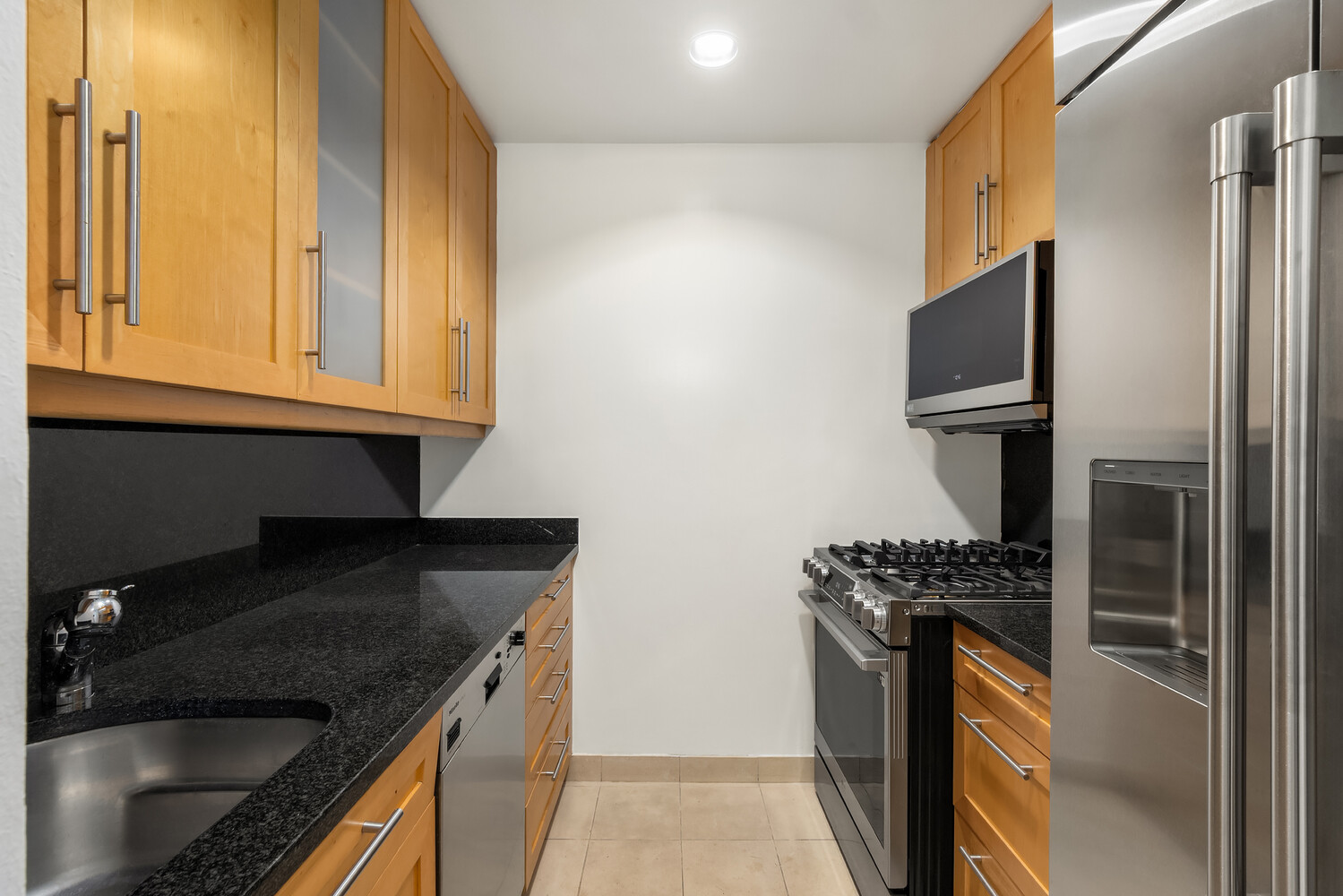 #4 photo, 100 UNITED NATIONS Plaza, Turtle Bay , NY 10017