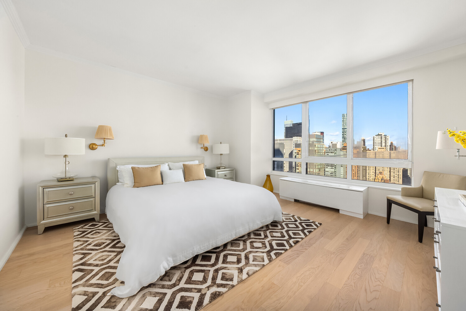 #5 photo, 100 UNITED NATIONS Plaza, Turtle Bay , NY 10017