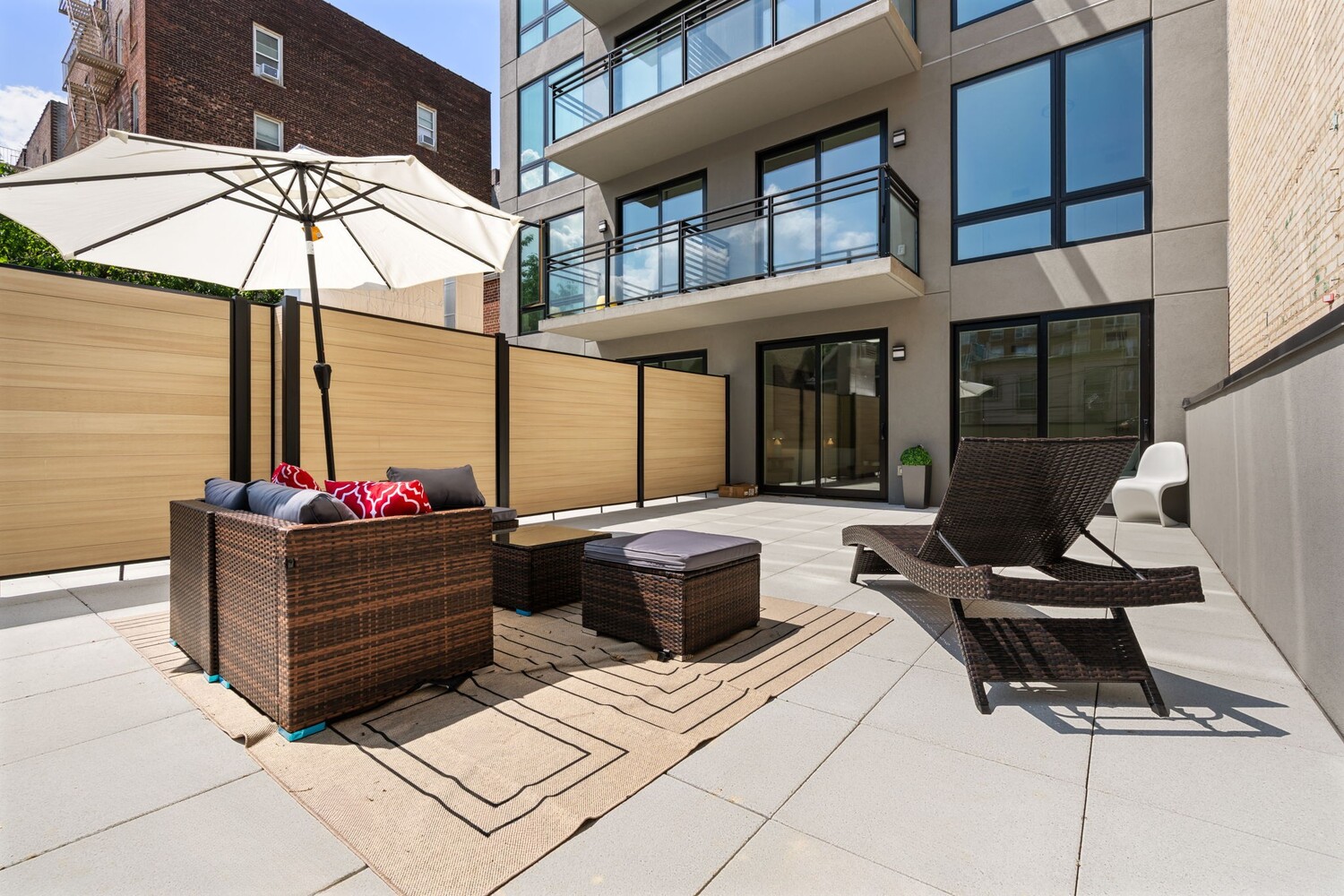 #13 photo, 379 OCEAN Parkway, ブルックリン区 Kensington , NY 11218