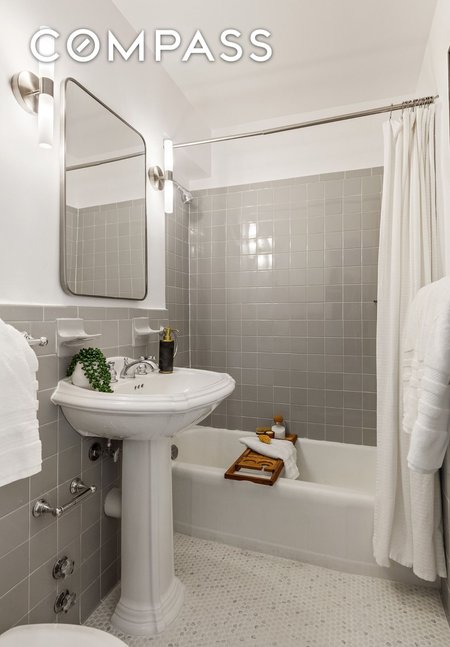 #7 photo, 31 Jane Street, West Village , NY 10014