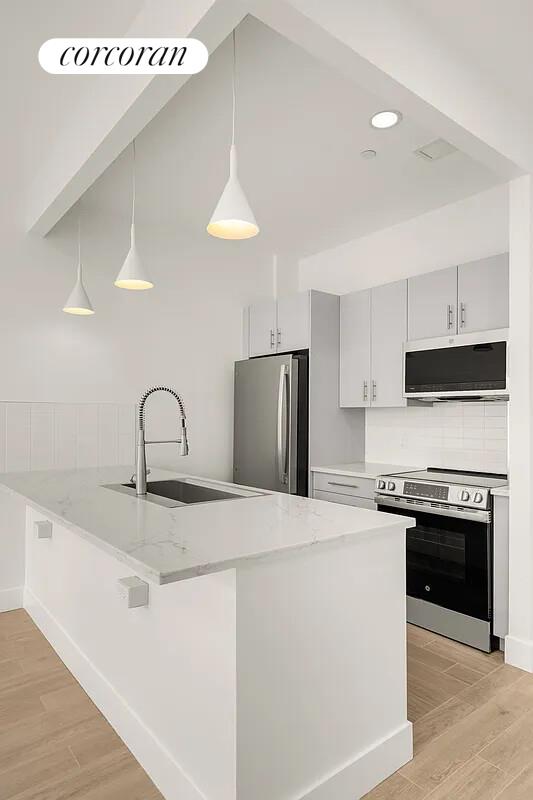 #5 photo, Brooklyn, Brighton Beach , NY 11235