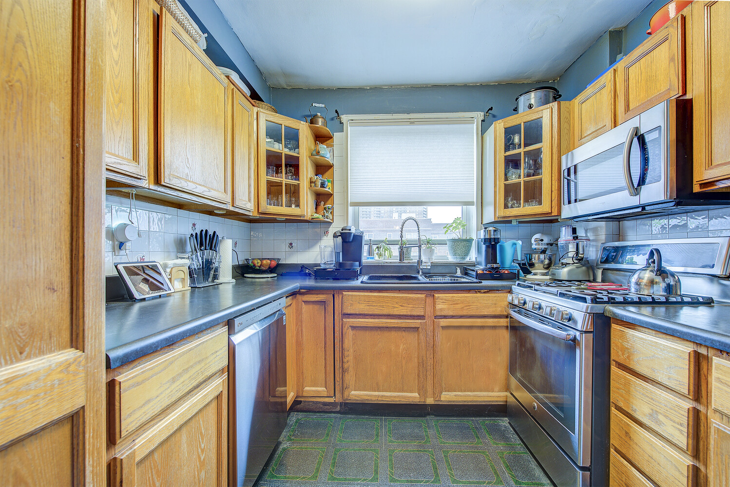 #10 photo, 68-61 YELLOWSTONE Boulevard, Forest Hills , NY 11375