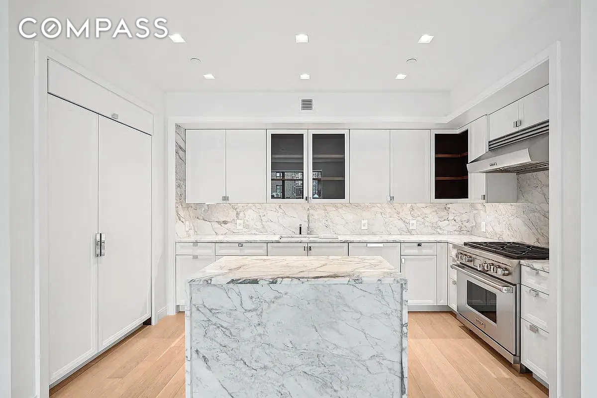 #5 photo, New York City, Upper West Side , NY 10024