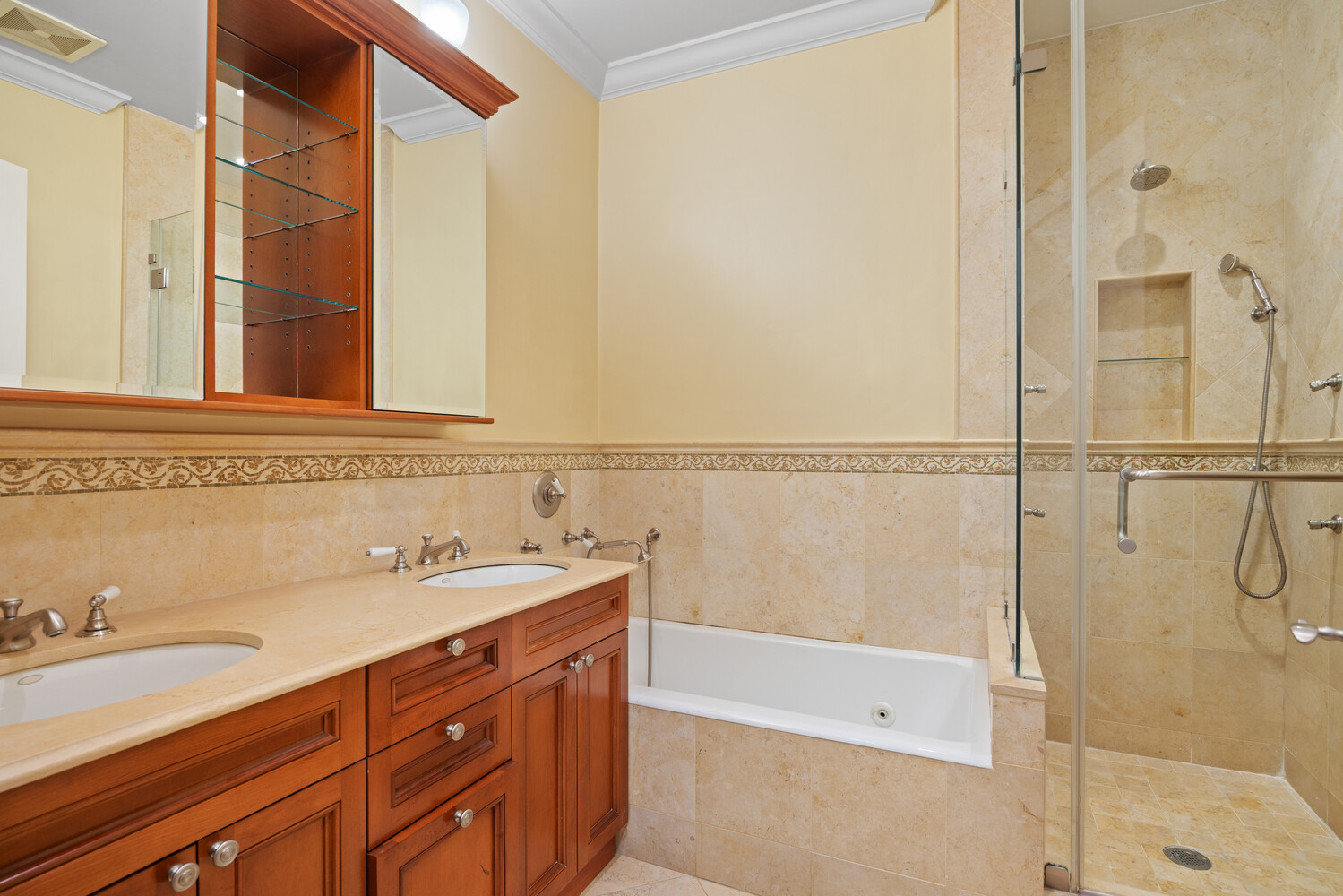 #9 photo, 51 W 82ND Street, Upper West Side , NY 10024