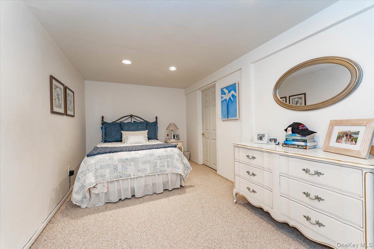 #15 photo, 313 Forest Avenue, Woodmere , NY 11598