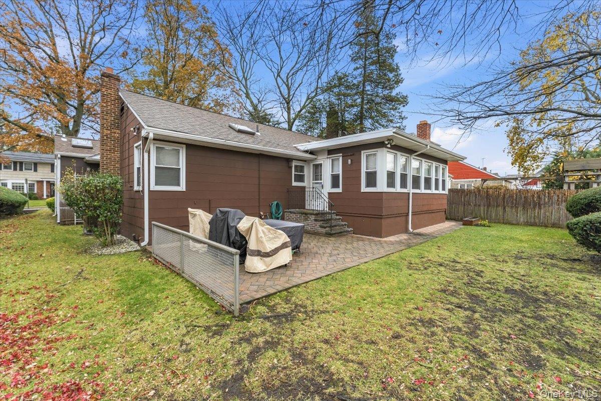 #17 photo, 313 Forest Avenue, Woodmere , NY 11598