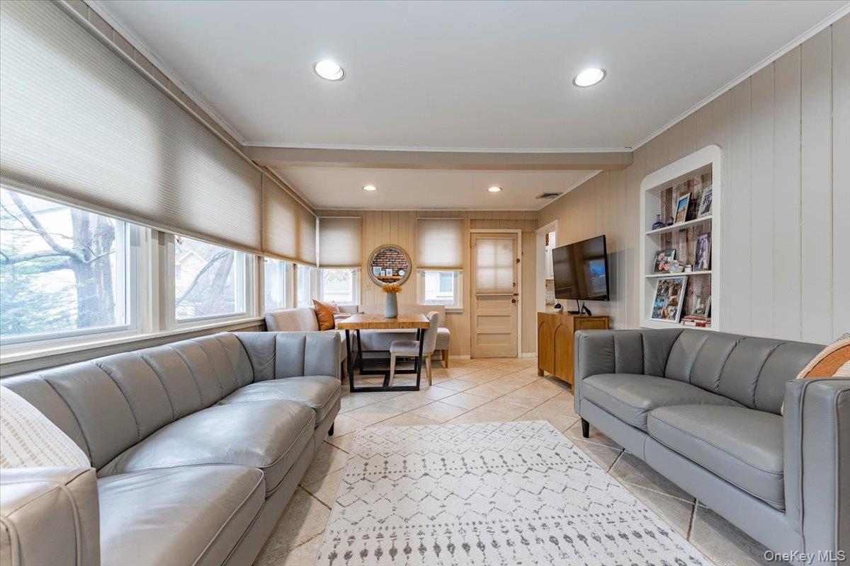 #7 photo, 313 Forest Avenue, Woodmere , NY 11598