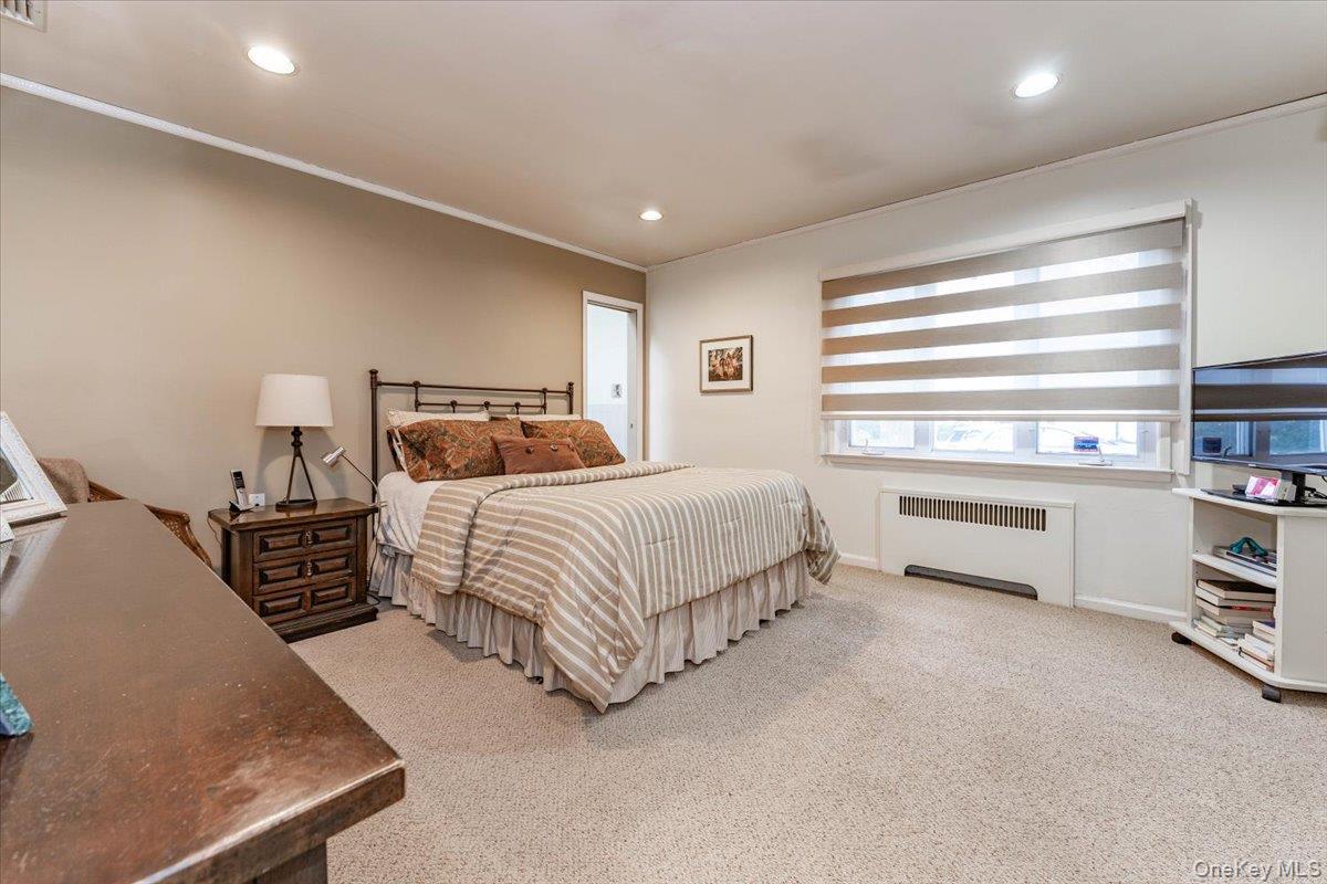 #8 photo, 313 Forest Avenue, Woodmere , NY 11598