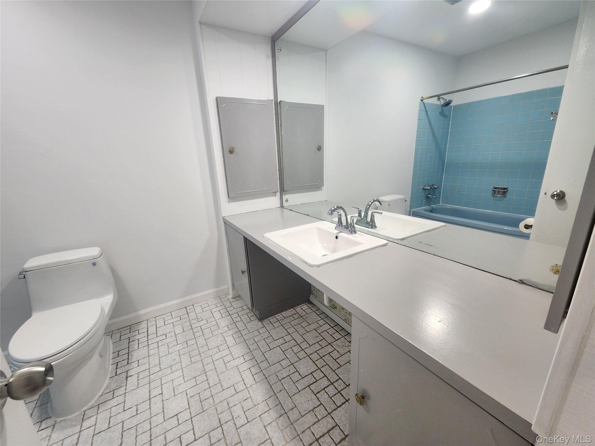 #15 photo, 43 Seville Lane, Stony Brook , NY 11790