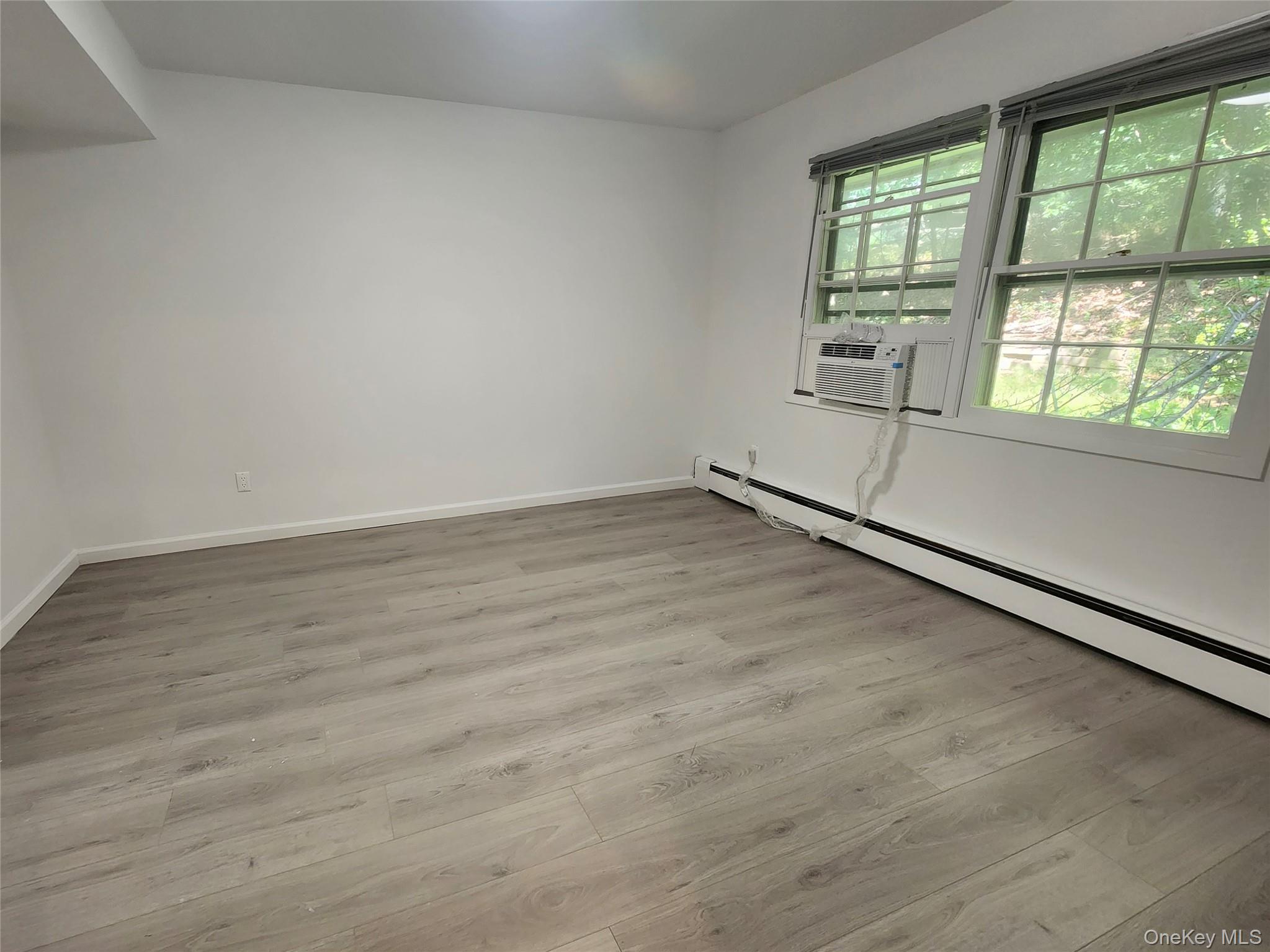 #7 photo, 43 Seville Lane, Stony Brook , NY 11790