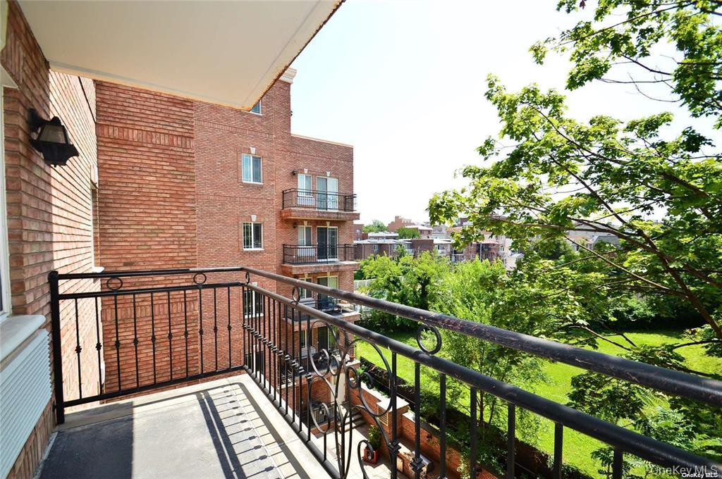 #7 photo, 69-14 41st Avenue, Woodside , NY 11377