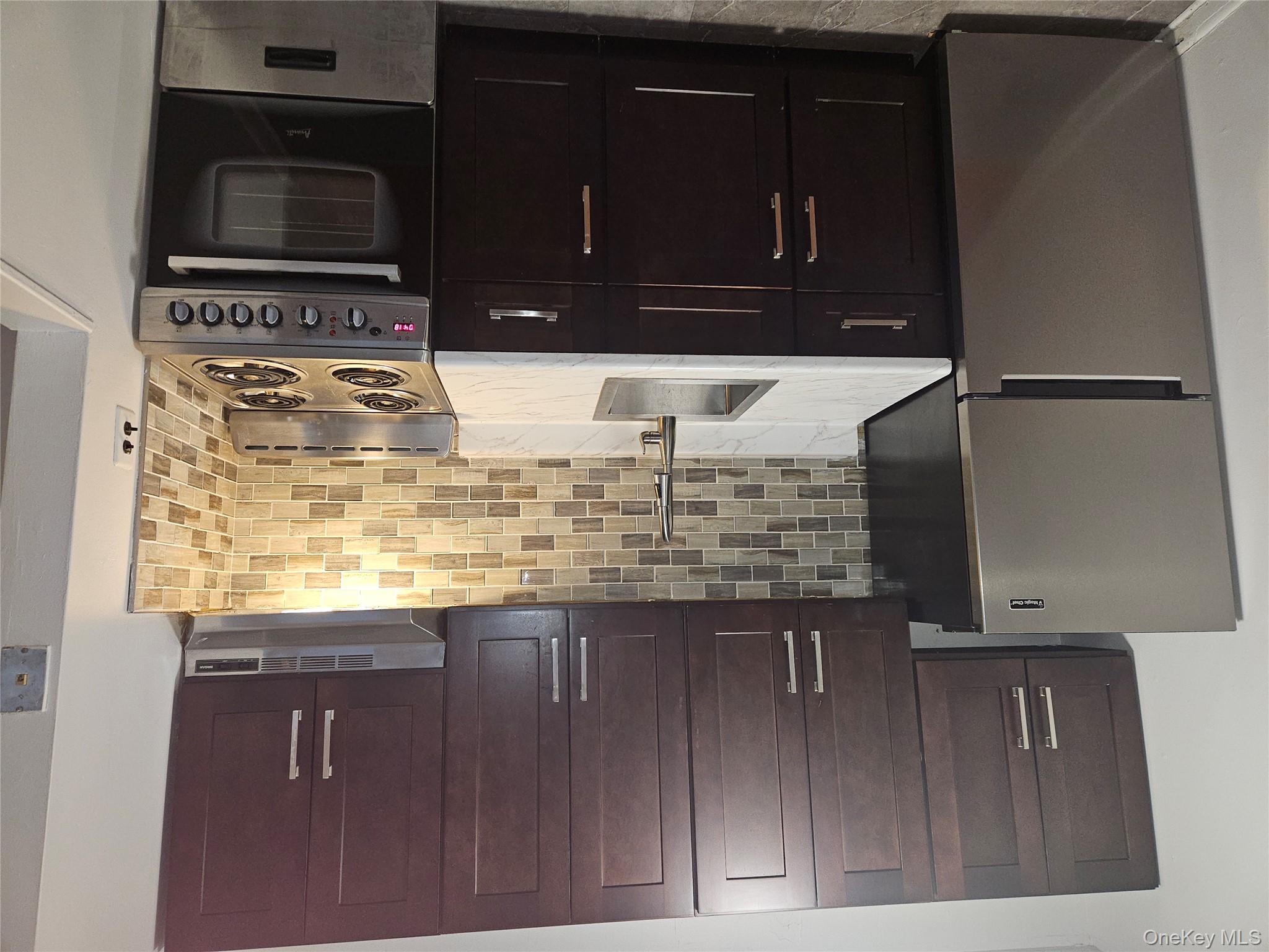 #2 photo, 108-110 Orinoco Drive, Brightwaters , NY 11718