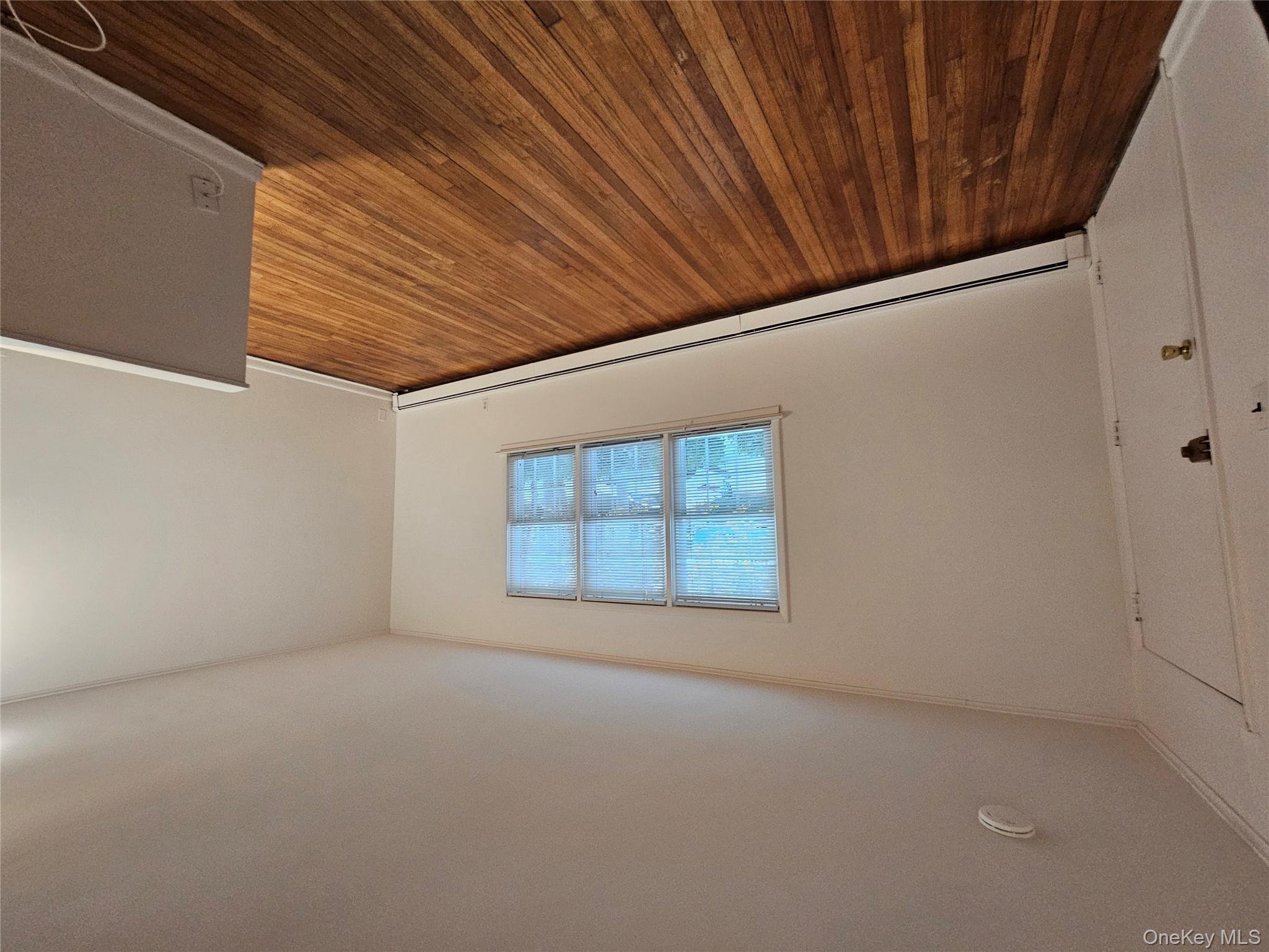 #3 photo, 108-110 Orinoco Drive, Brightwaters , NY 11718