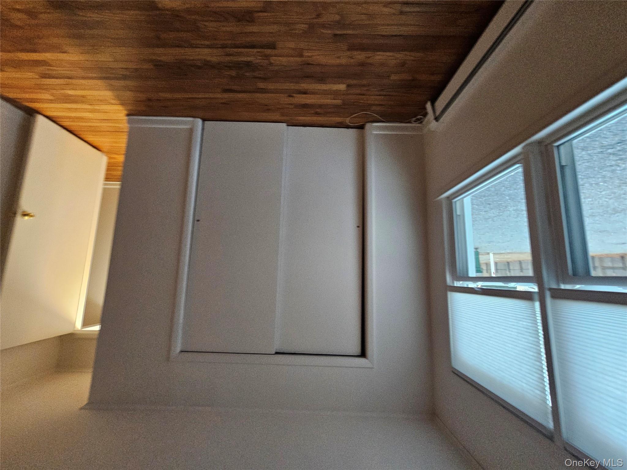 #6 photo, 108-110 Orinoco Drive, Brightwaters , NY 11718