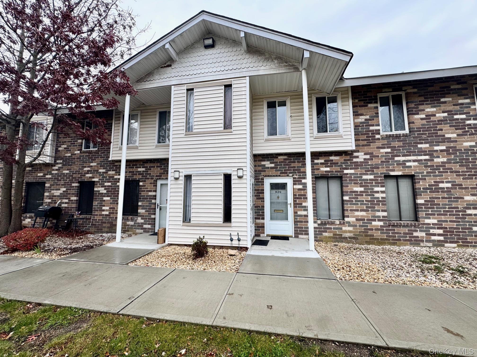 #1 photo, 30 Kiowa Court, Coram , NY 11727