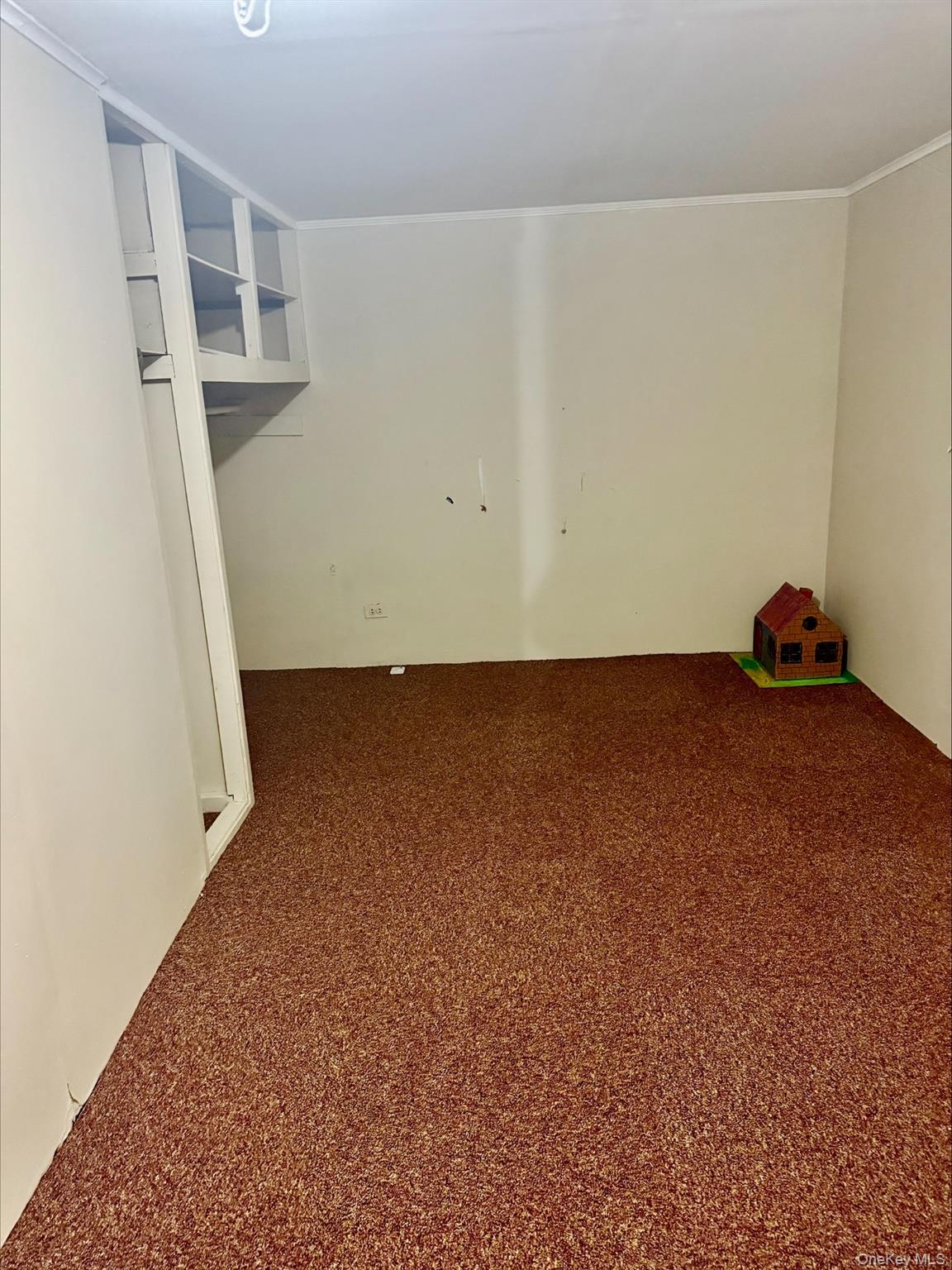 #7 photo, 16 Eileen Avenue, Plainview , NY 11803