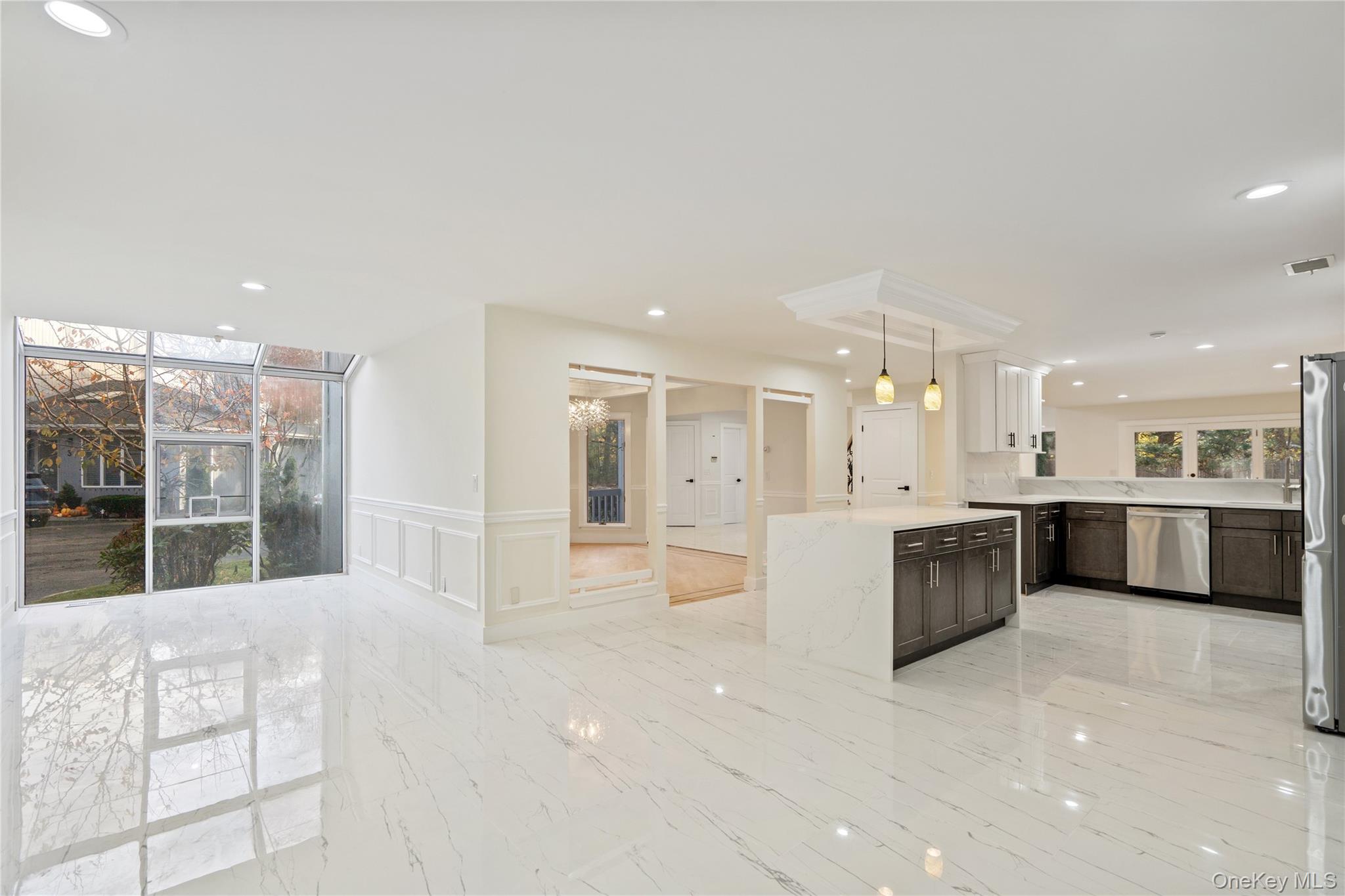 #19 photo, 2 Heiko Court, Northport , NY 11768