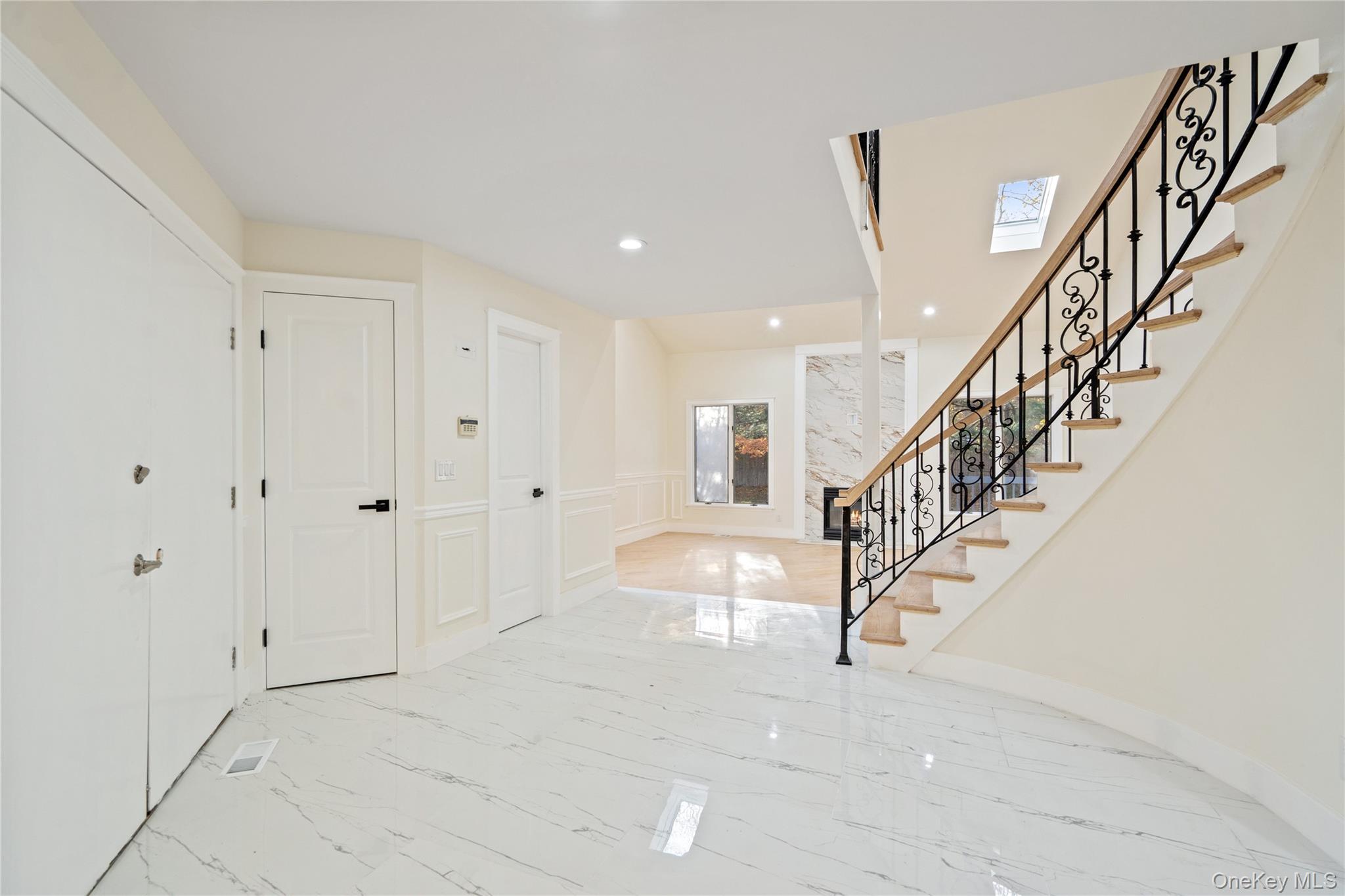 #4 photo, 2 Heiko Court, Northport , NY 11768