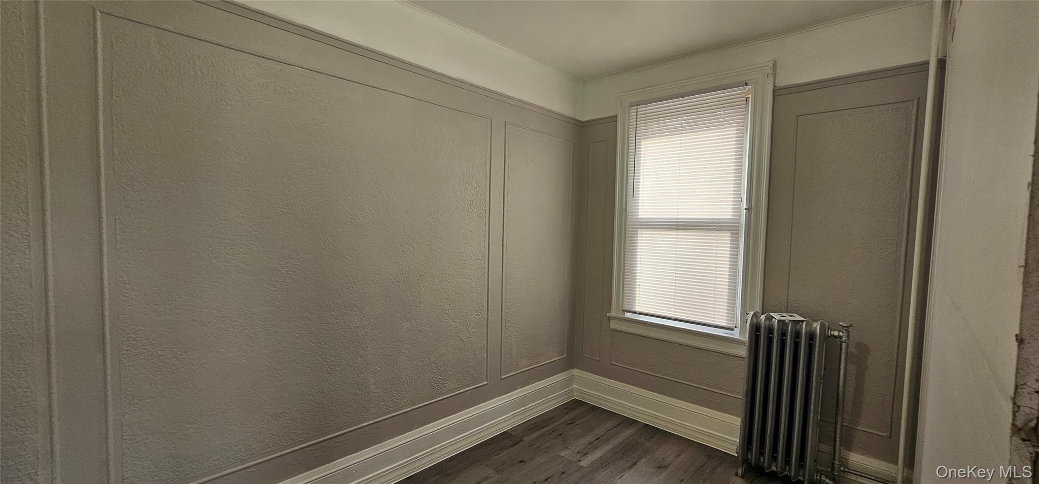 #19 photo, 82-03 Myrtle Avenue, Glendale , NY 11385