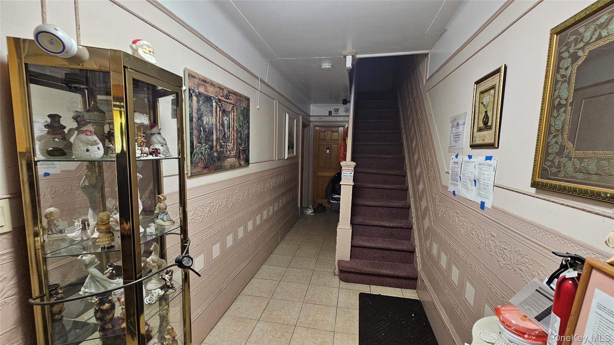 #6 photo, 82-03 Myrtle Avenue, Glendale , NY 11385